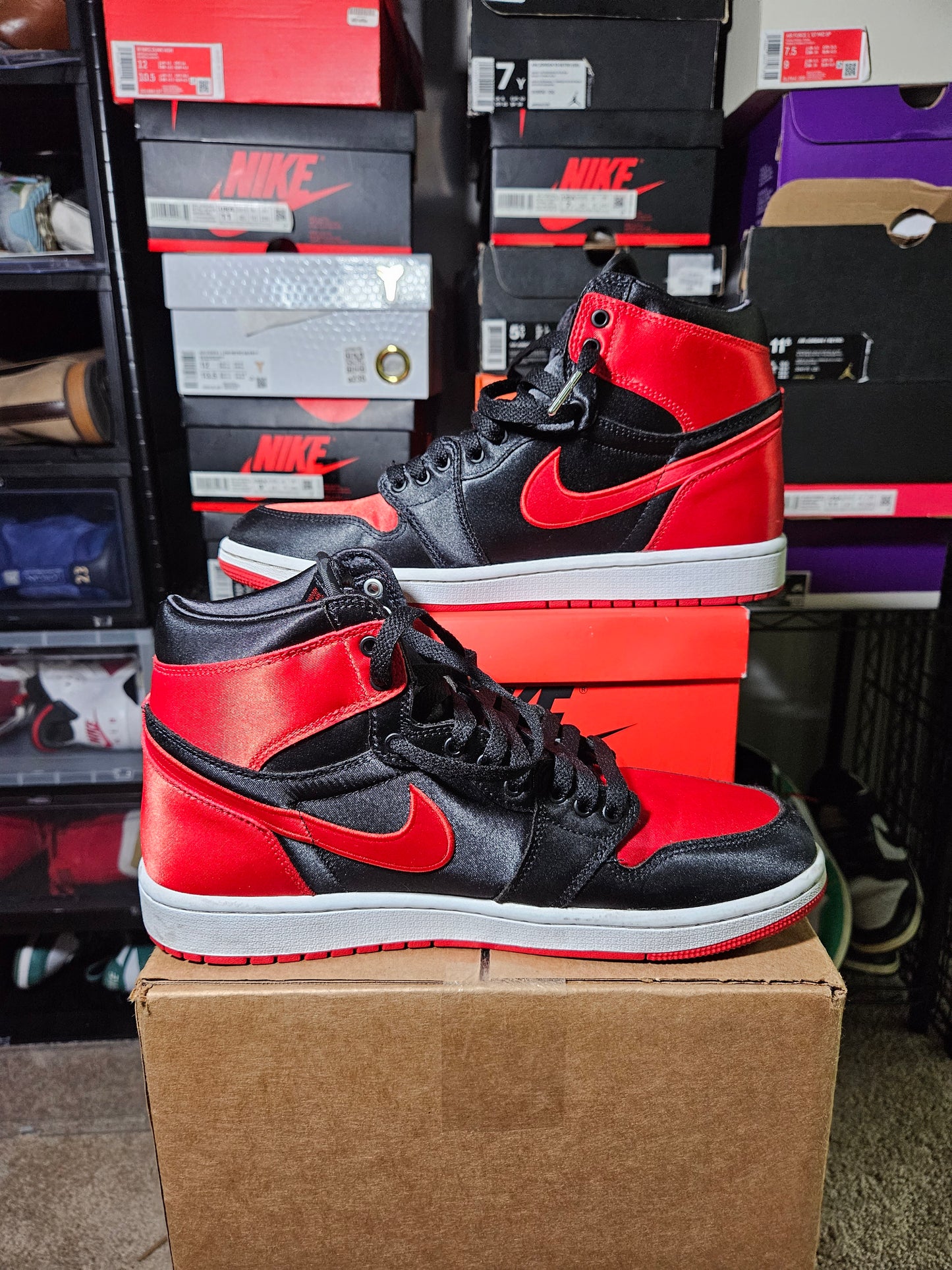 size 11W/9.5M - AJ 1 Satin Bred