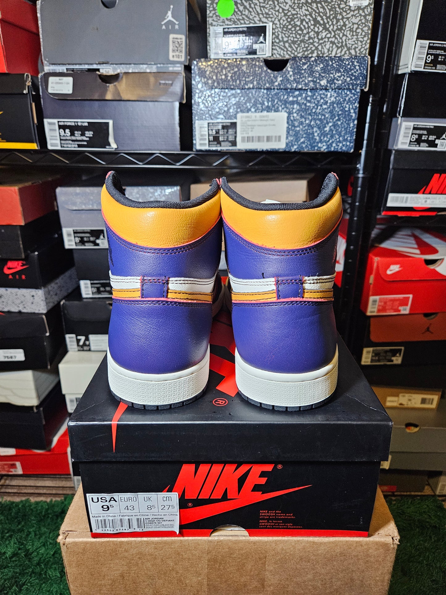 Size 9.5 - Jordan 1 Retro High SB LA To Chicago 2019