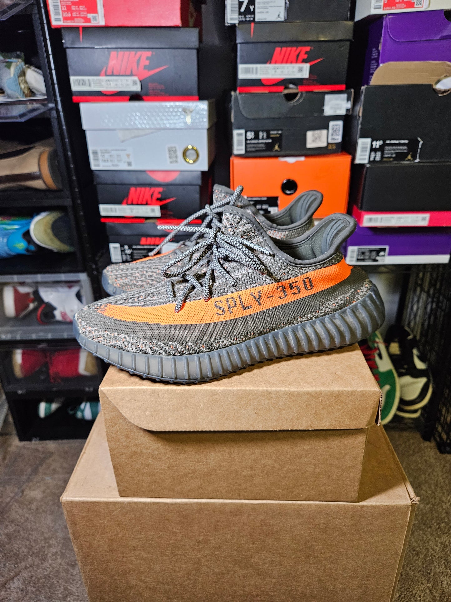 Size 8 - YZY 350 V2 Low Carbon Beluga