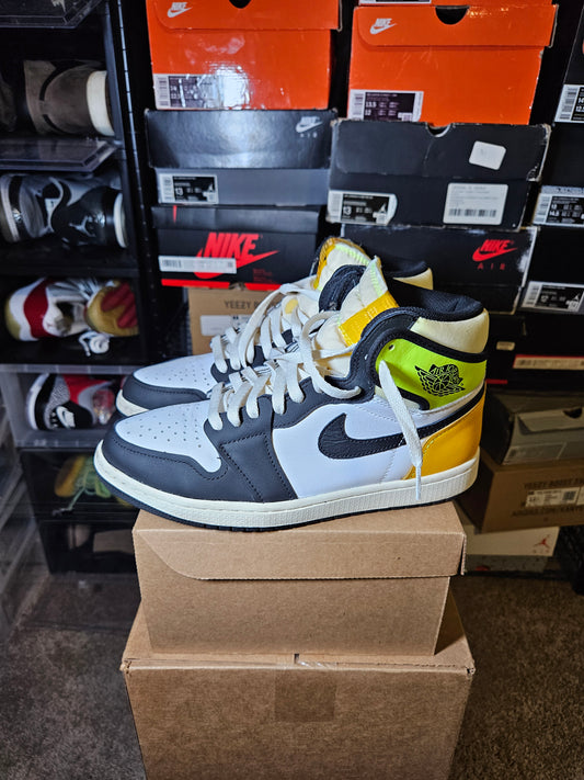 Size 9 - AJ 1 Retro High OG Volt