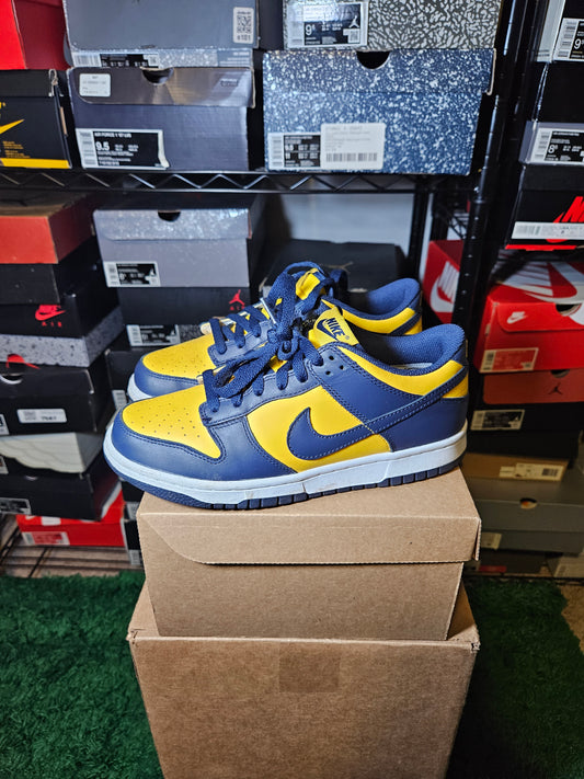 Size 6 - Dunk Low Michigan 2021