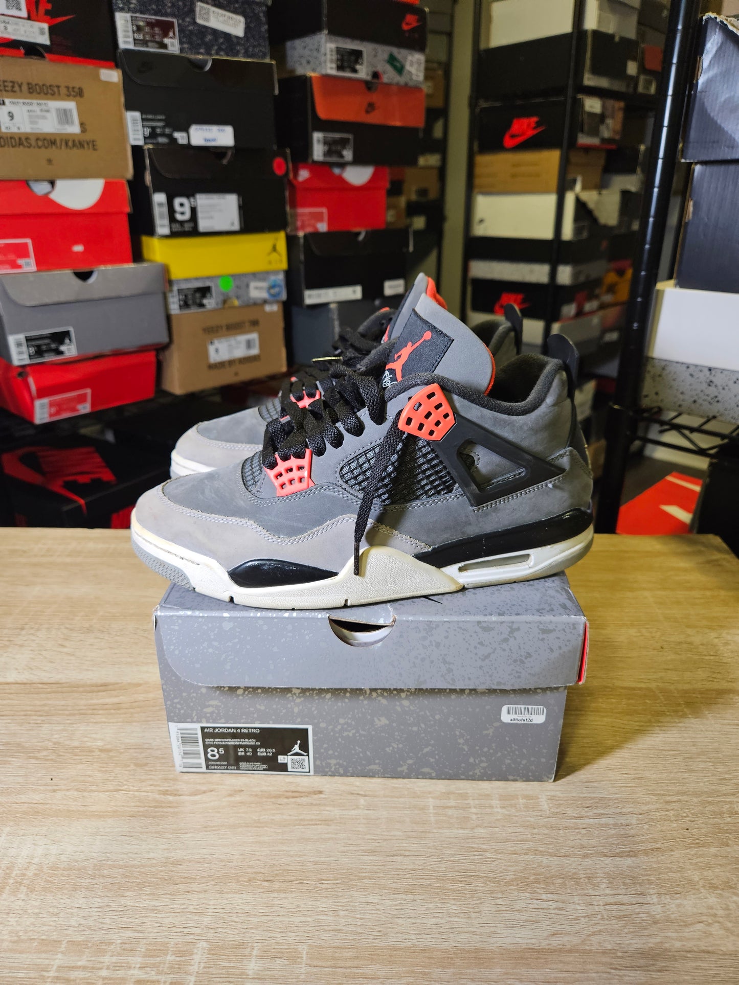 Size 8.5 - AJ 4 Retro Mid Infrared