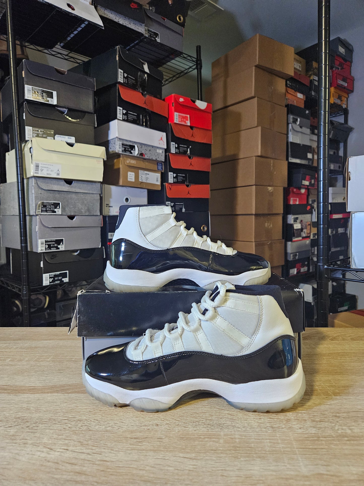 Size 8 - AJ 11 Retro High Concord
