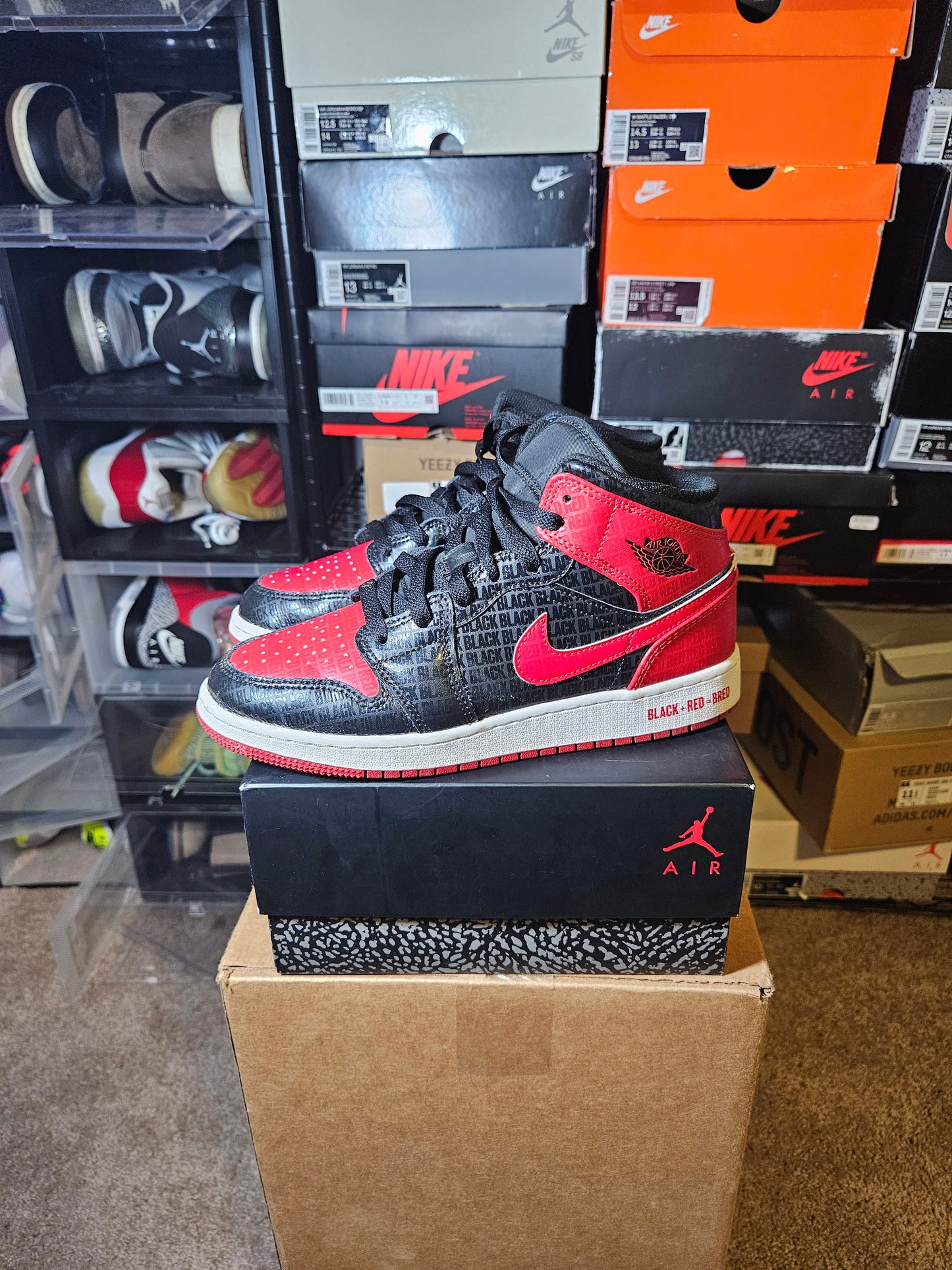 Size 6 - Jordan 1 Mid Bred Text