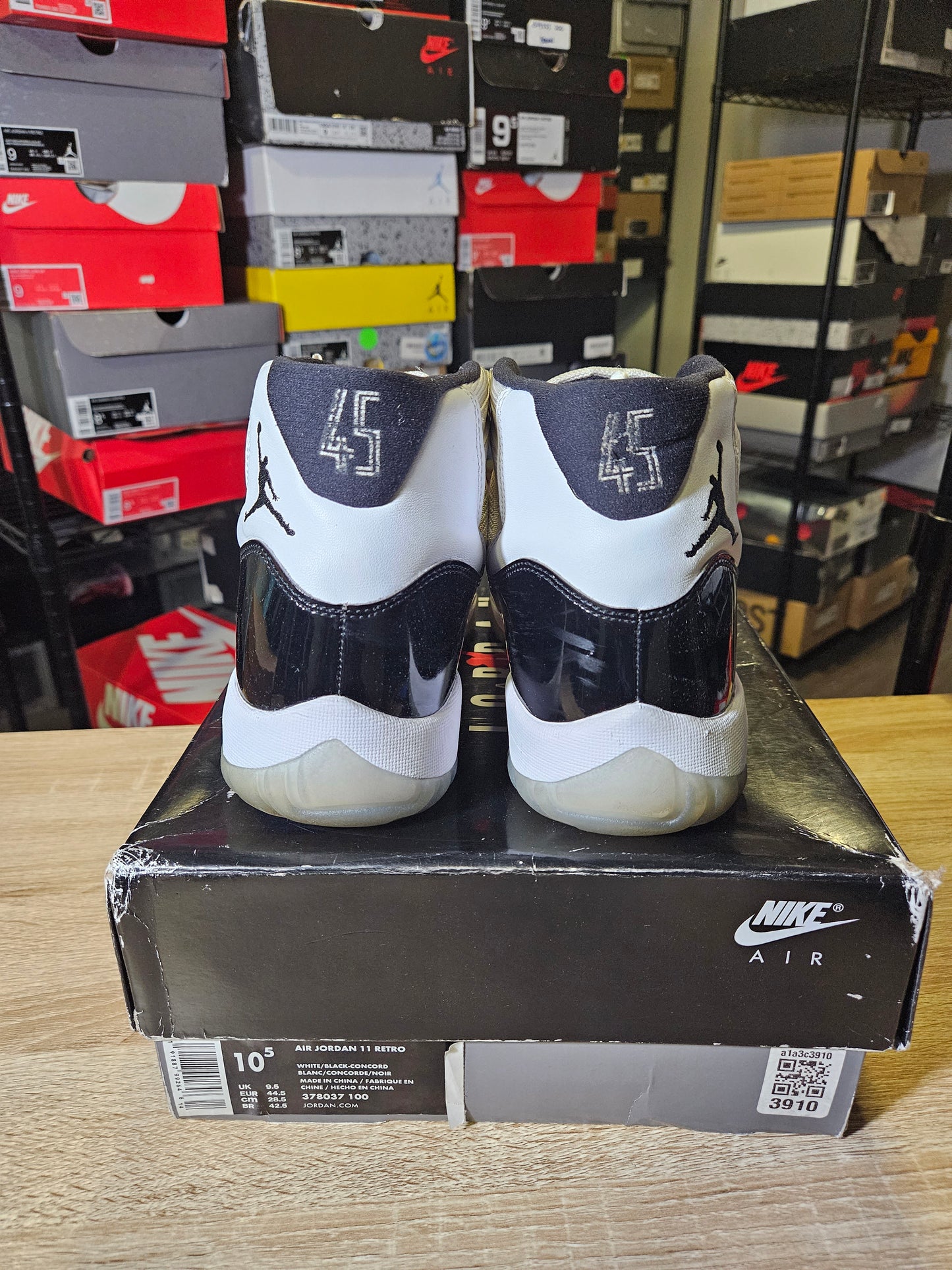 Size 10.5 - AJ 11 Retro High Concord