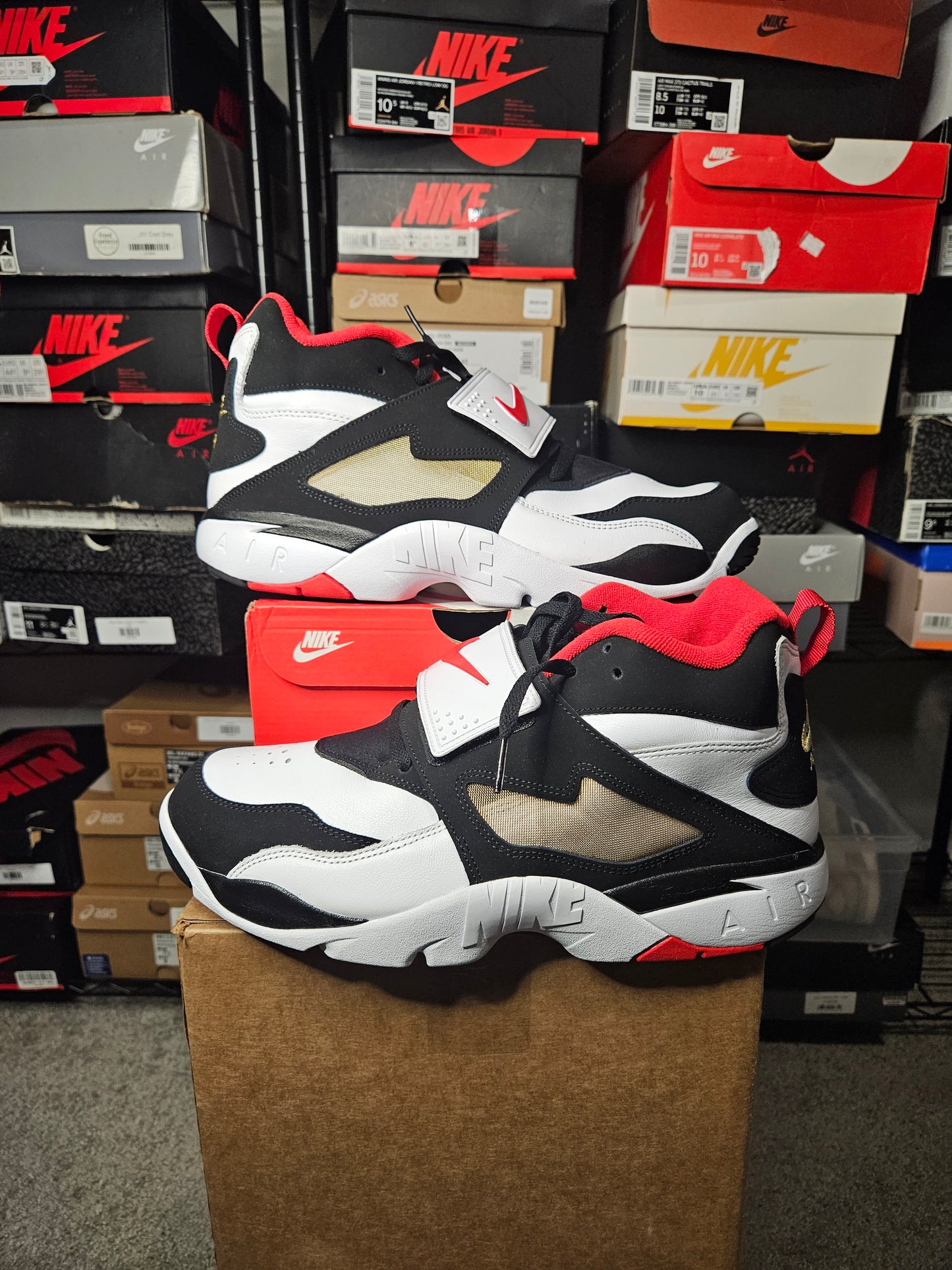 Size 13 - Diamond Turf 2025 49ers