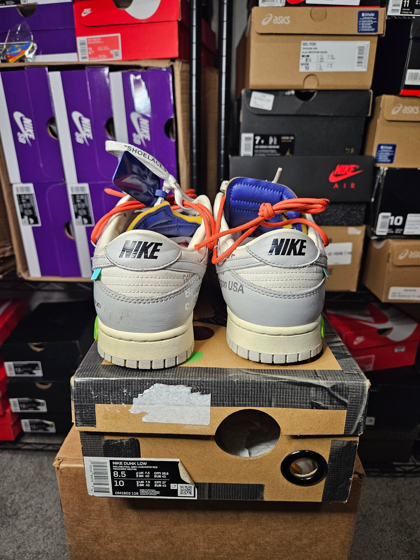 Size 8.5 - OW x Dunk Low Lot 23 of 50