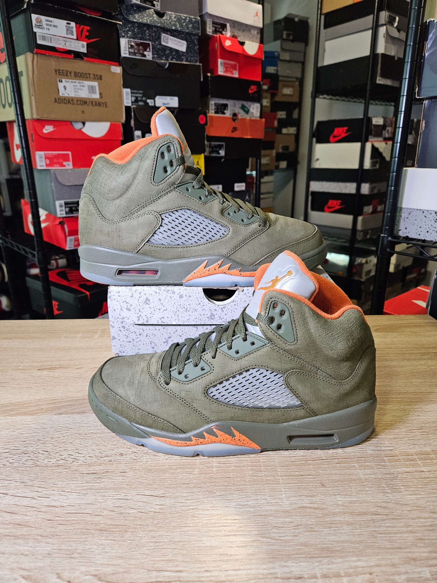 Size 10 - AJ 5 Retro 2024 Olive