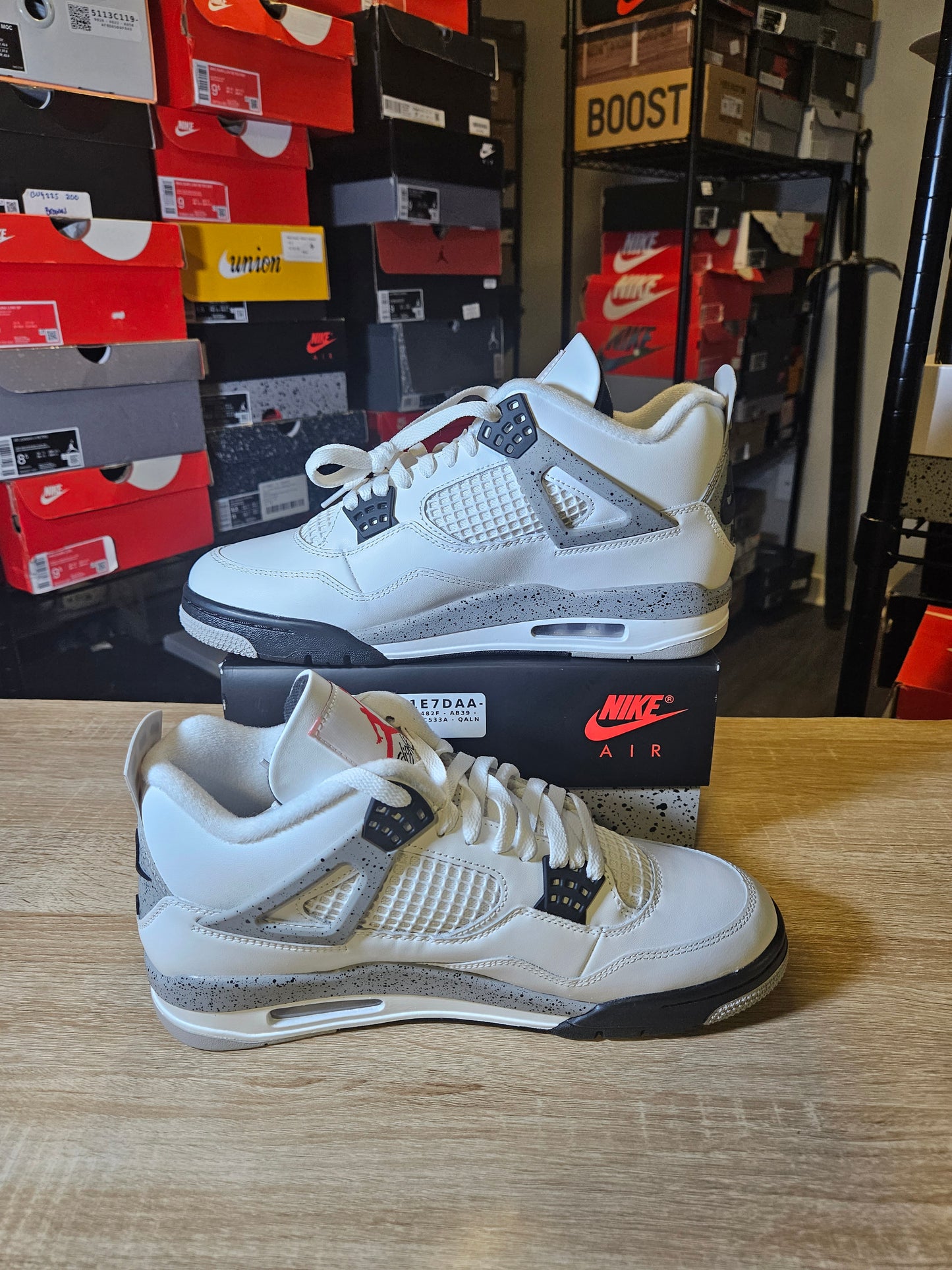 Size 10 - AJ 4 Retro OG 2025 White Cement