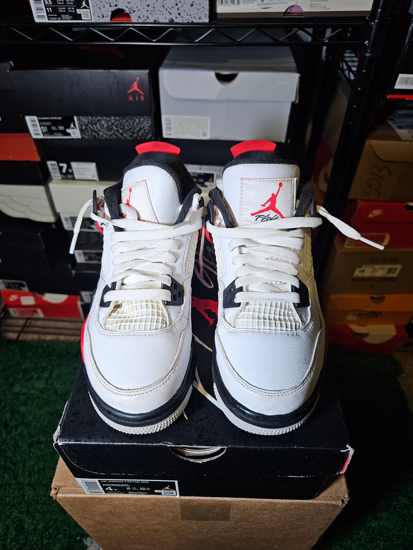Size 4 - AJ 4 Retro Mid Red Cement