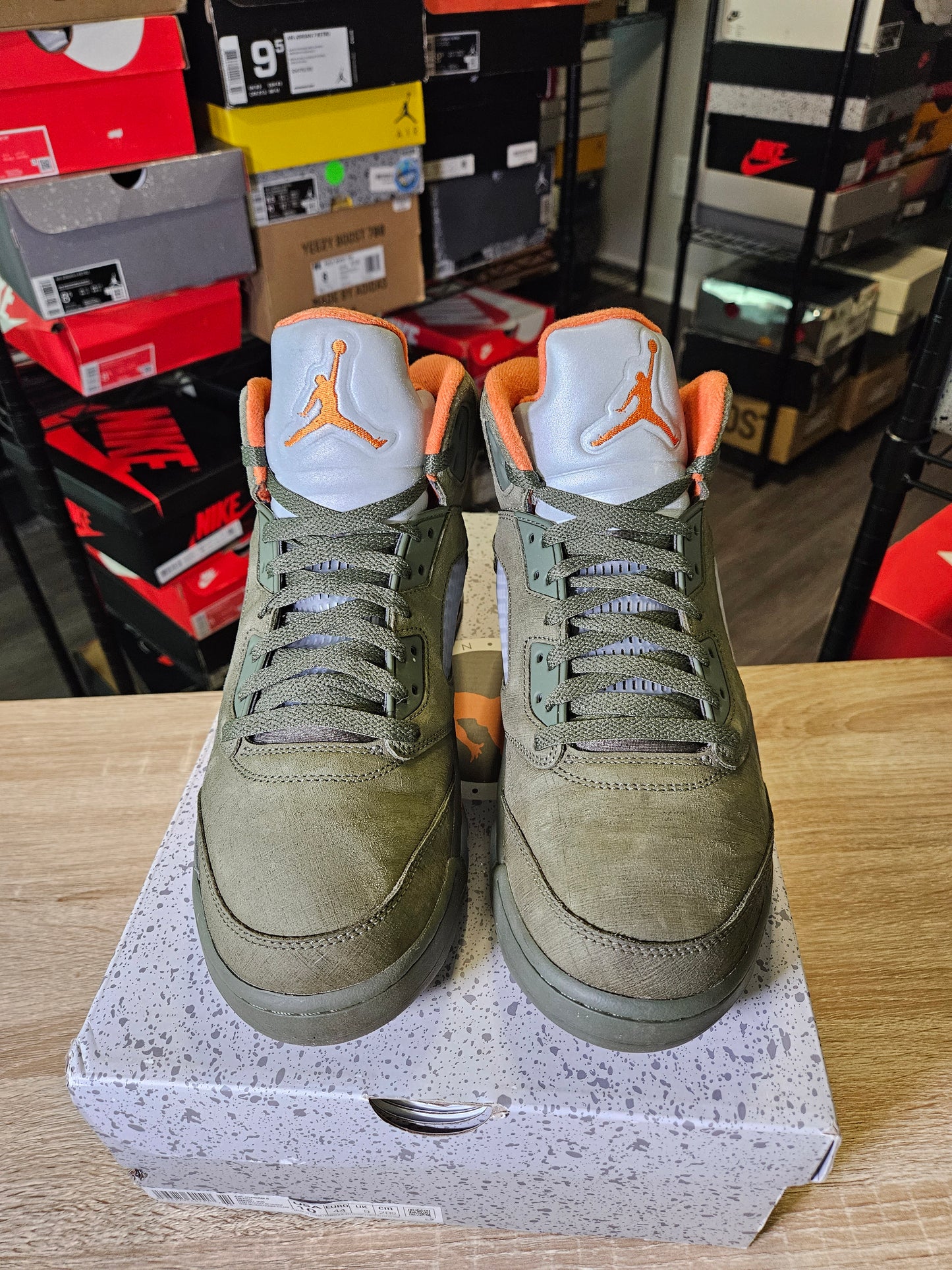 Size 10 - AJ 5 Retro 2024 Olive