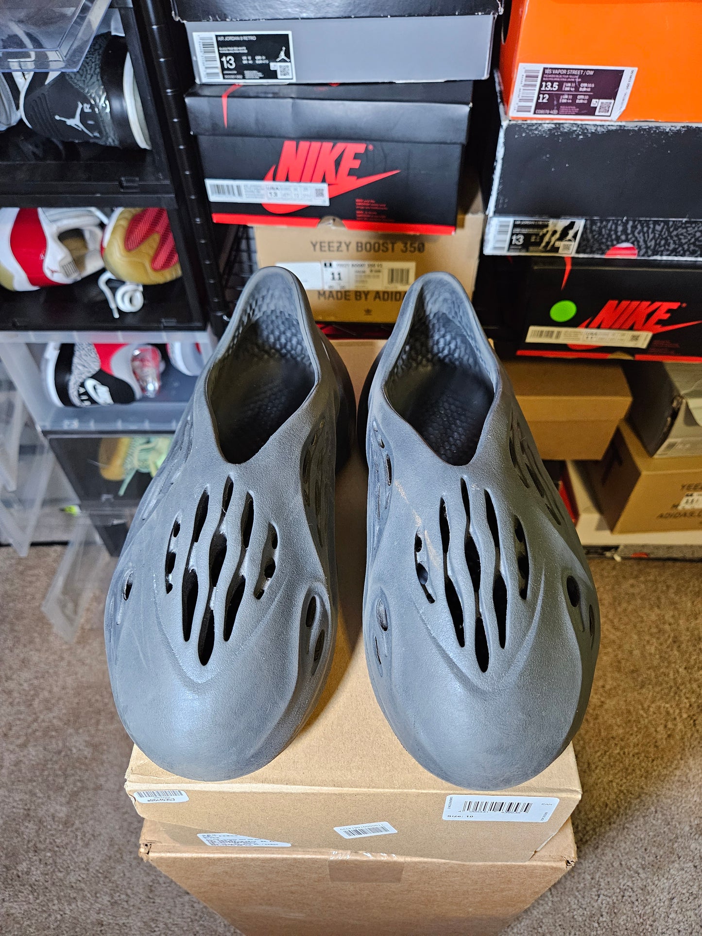 Size 10 - YZY Foam Runner Onyx