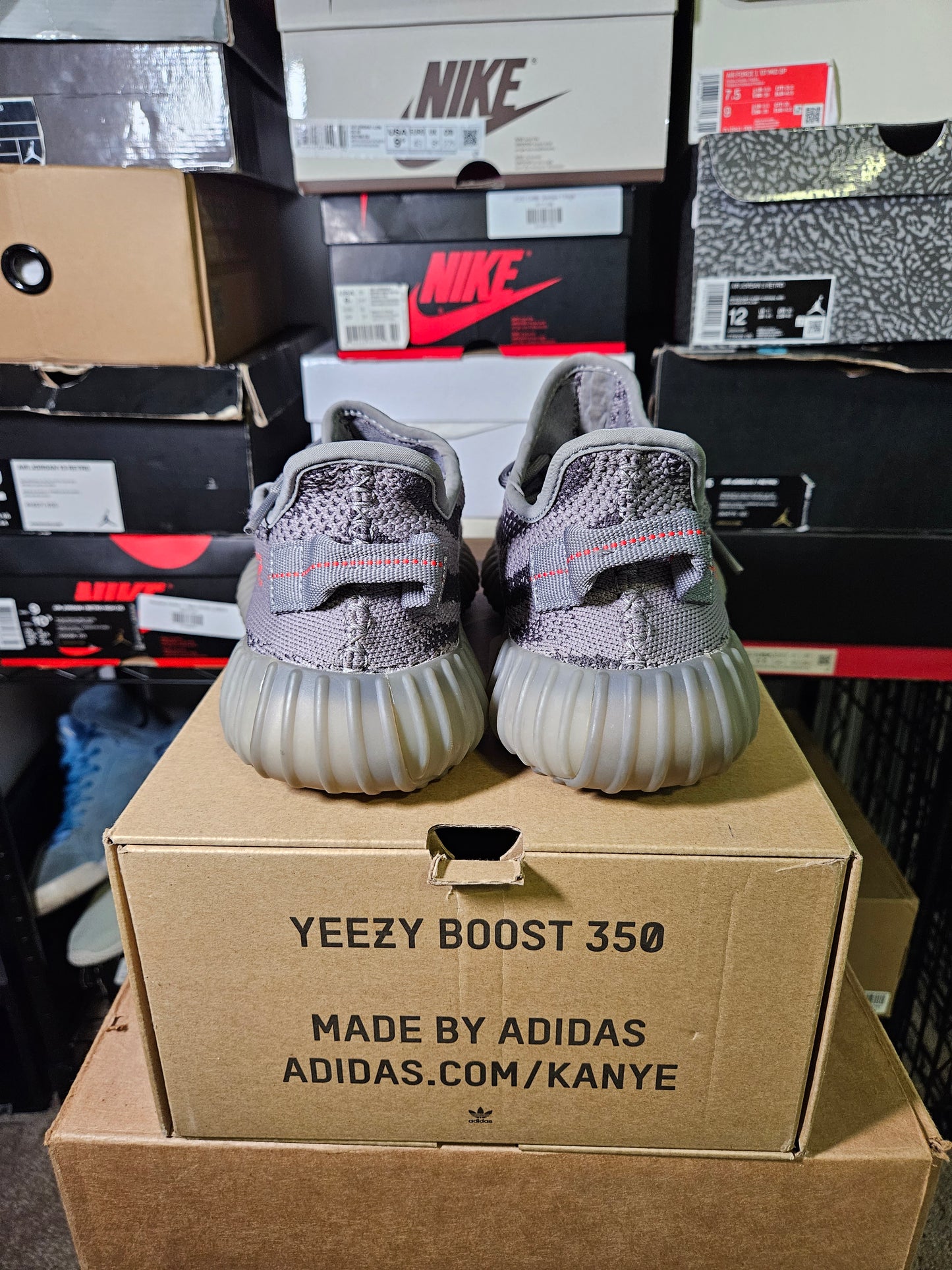 Size 8 - YZY 350 V2 Low Beluga 2.0