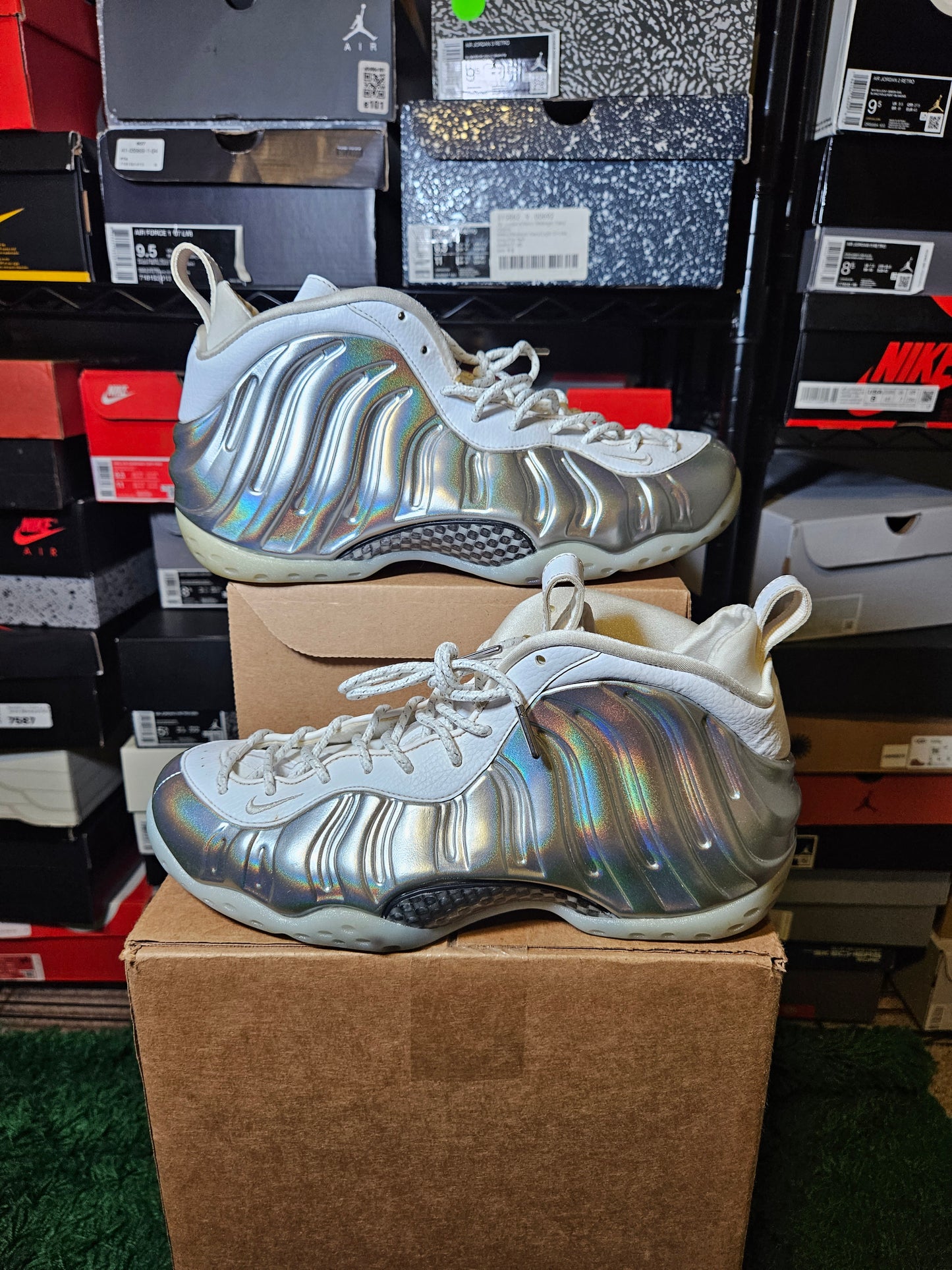 Size 10.5W/9M - Air Foamposite One Chrome