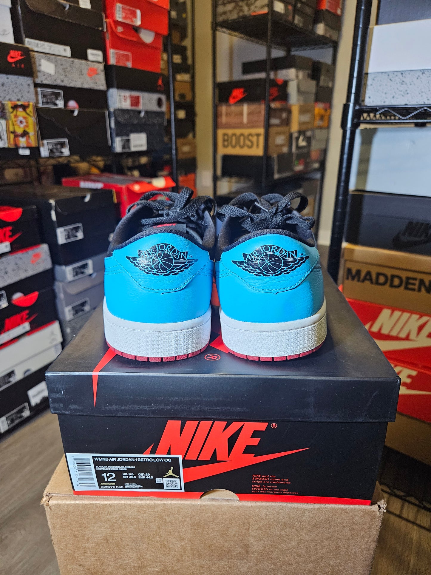 Size 12W/10.5M - Air Jordan 1 Retro OG Low NC to Chi