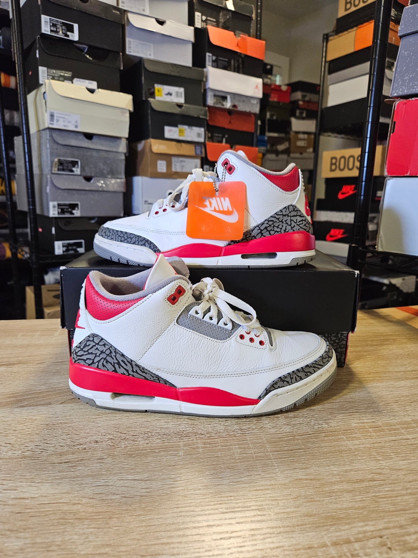 Size 8.5 - AJ 3 Retro Mid Fire Red