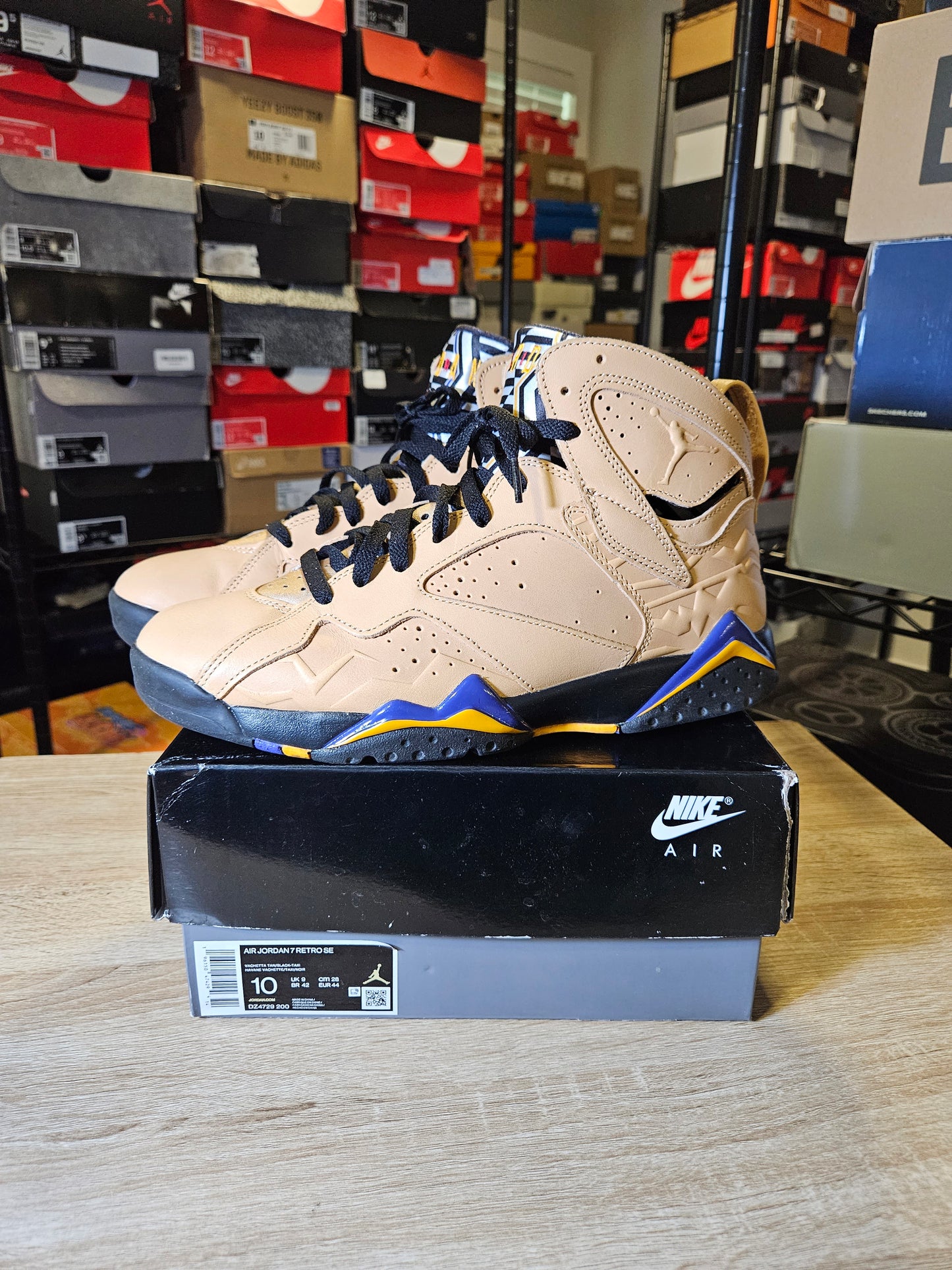 Size 10 - AJ 7 Retro SE Afrobeats