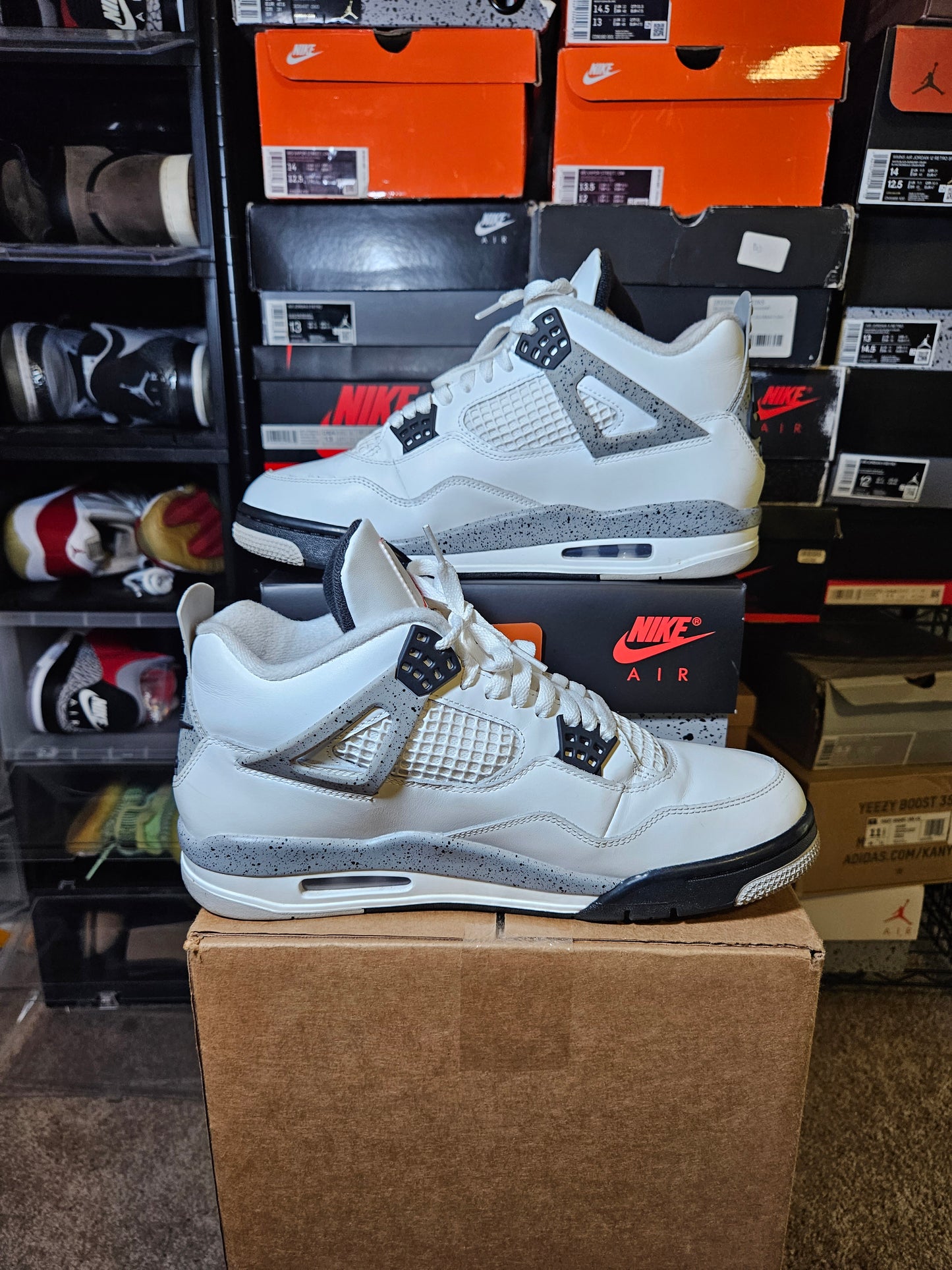 Size 10.5 - AJ 4 Retro OG 2025 White Cement