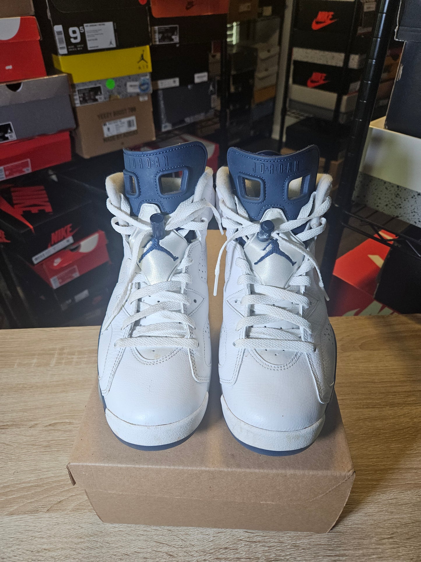 Size 9.5 - AJ 6 Retro Midnight Navy