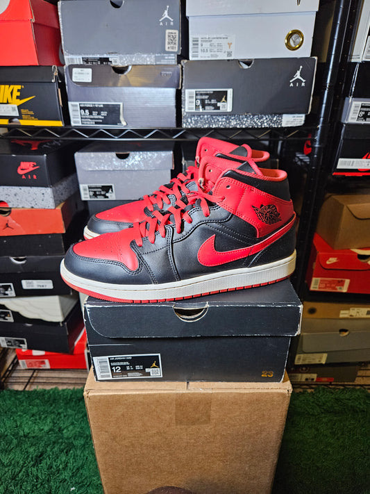 Size 12 - AJ 1 Mid Alternate Bred