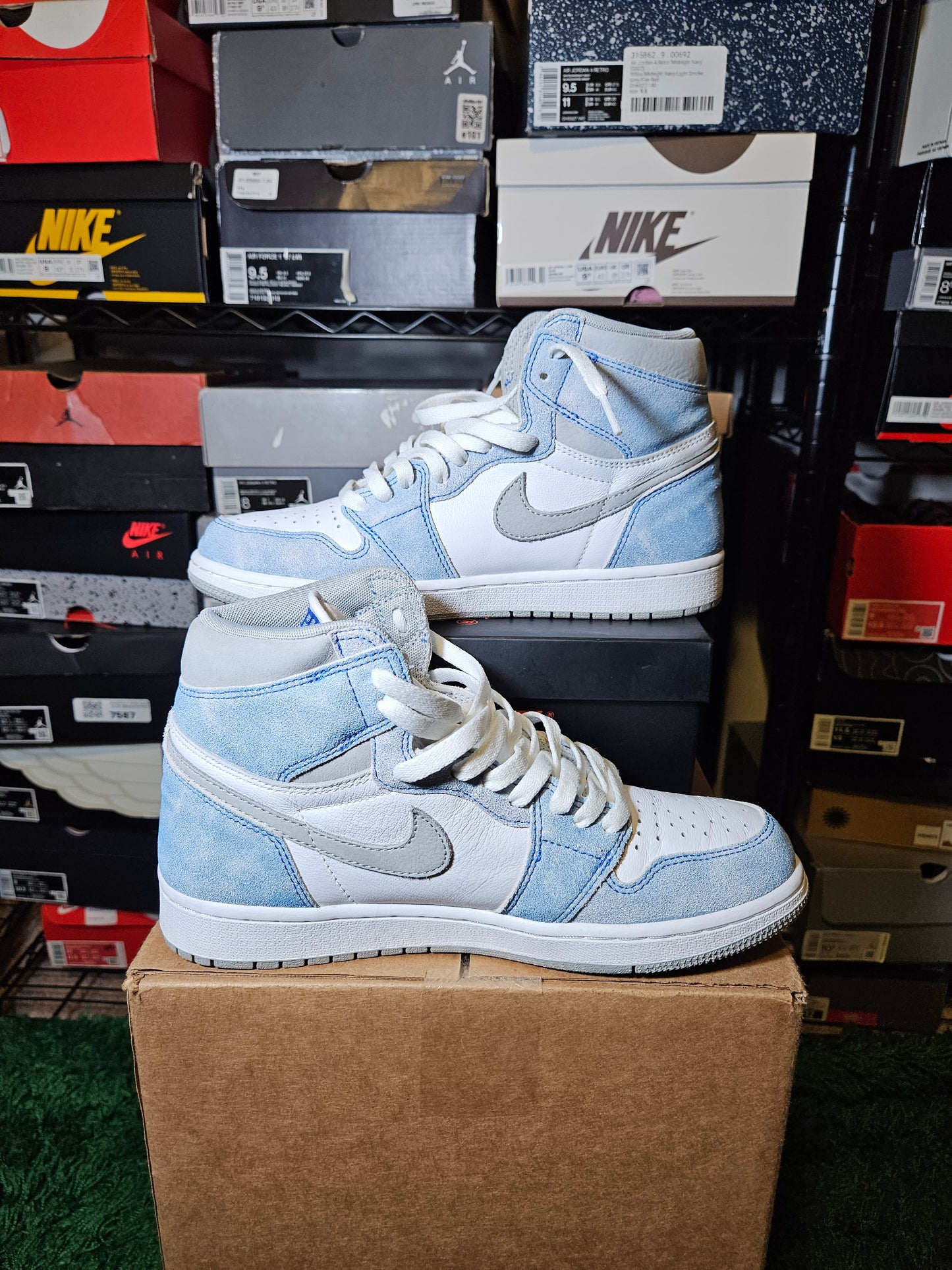 Size 8.5 - AJ 1 Retro OG High Hyper Royal