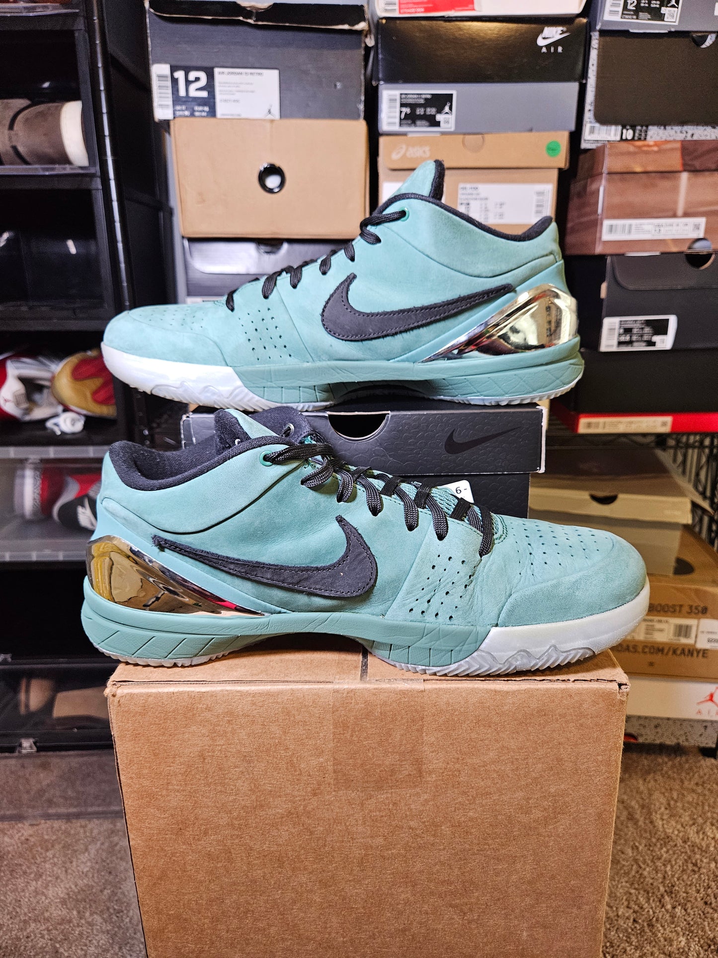 Size 13 - Kobe 4 IV Protro Girl Dad