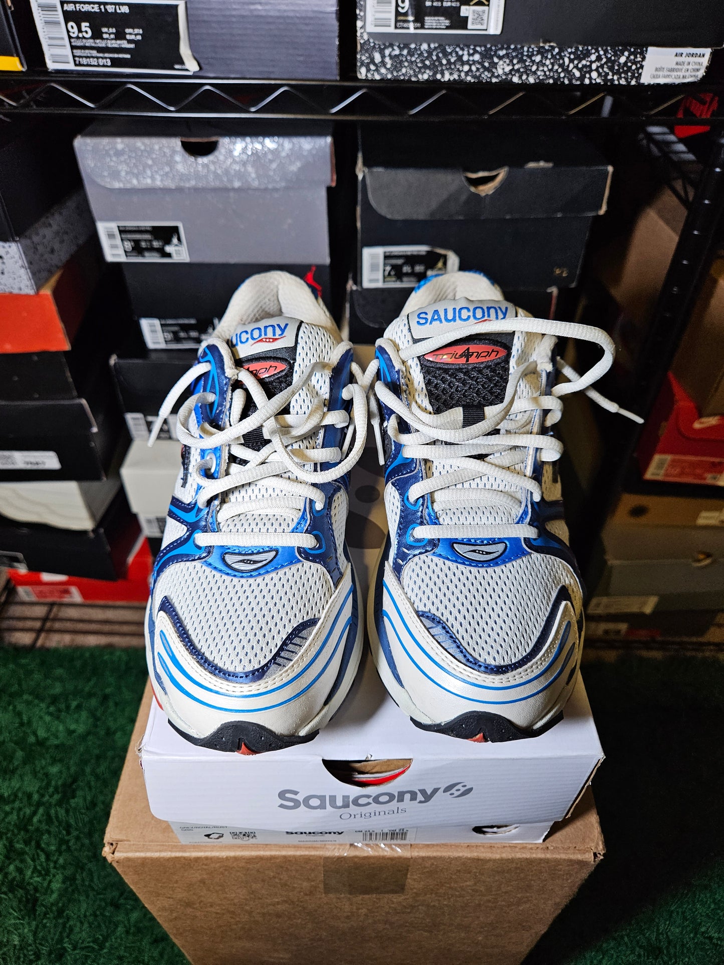 Size 6.5 - Saucony Progrid Triumph 4 Grey Royal Rust