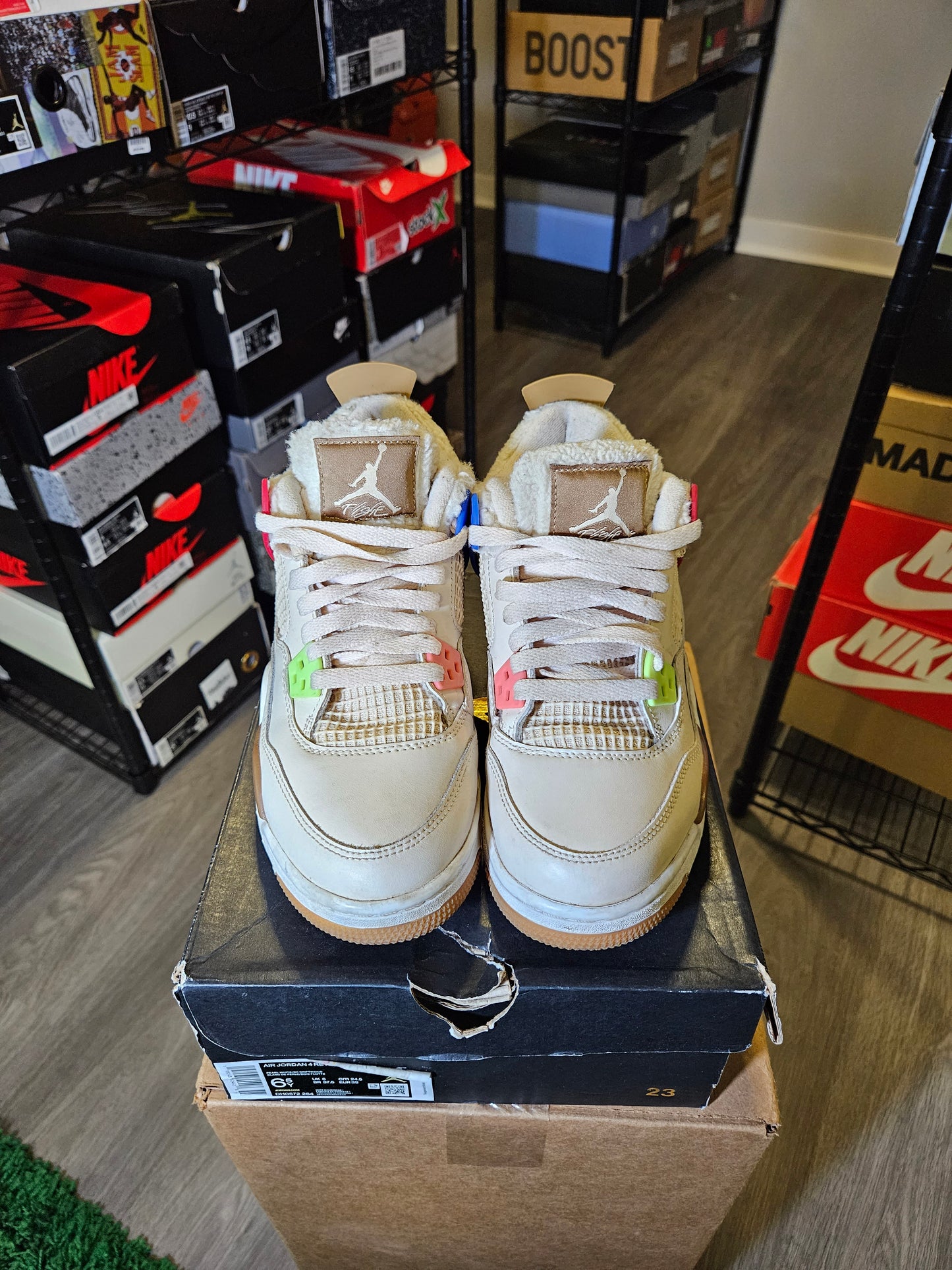 Size 6.5 - AJ 4 Where The Wild Things Are