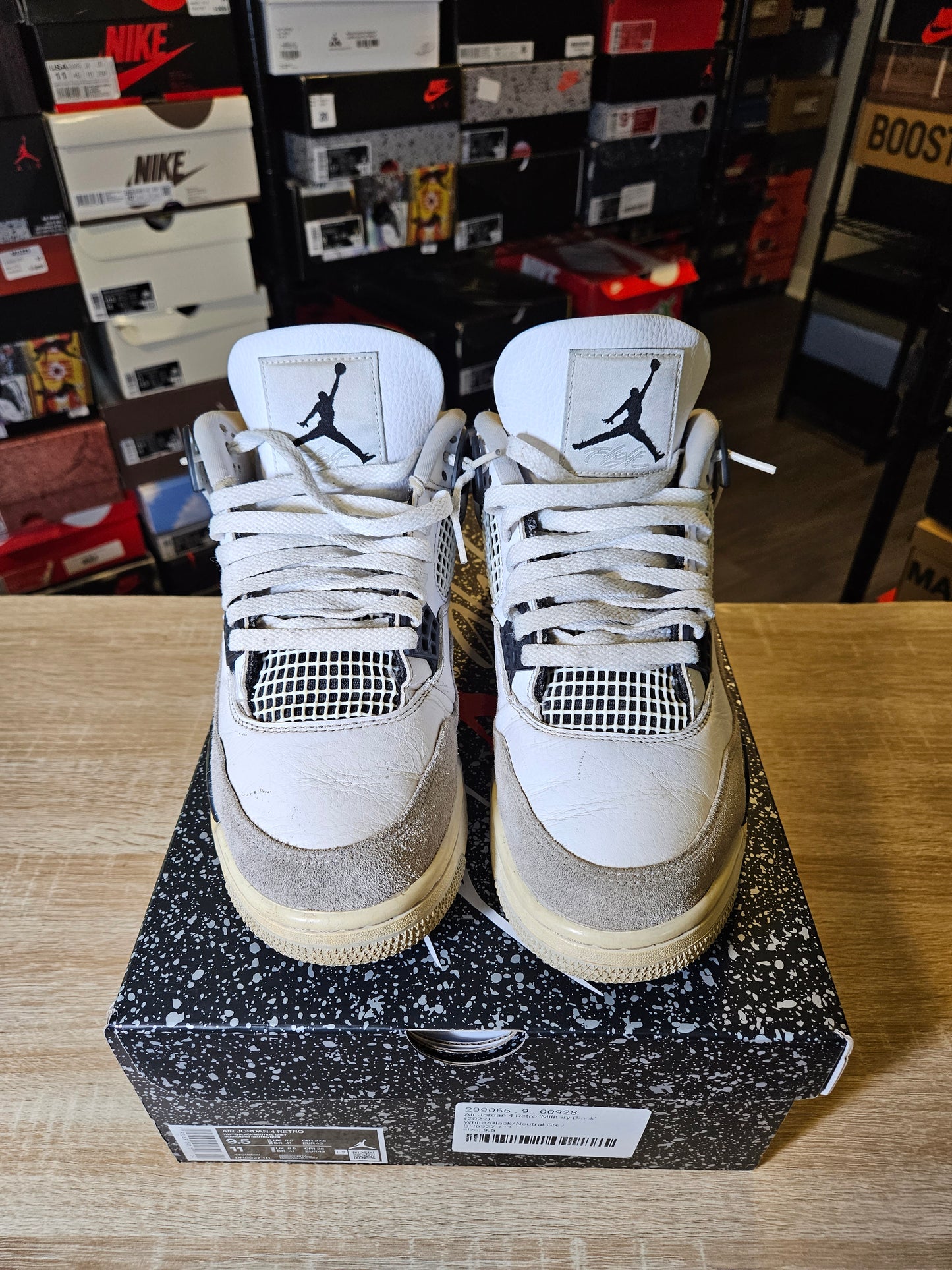 Size 9.5 - AJ 4 Retro Mid Military Black