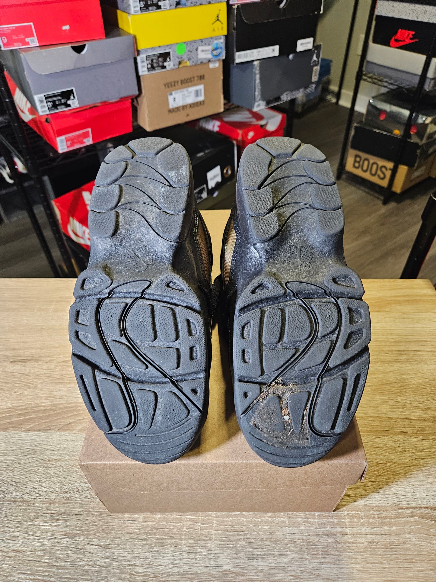 Size 9.5 - Air Diamond Turf 'Signing Day' 2025