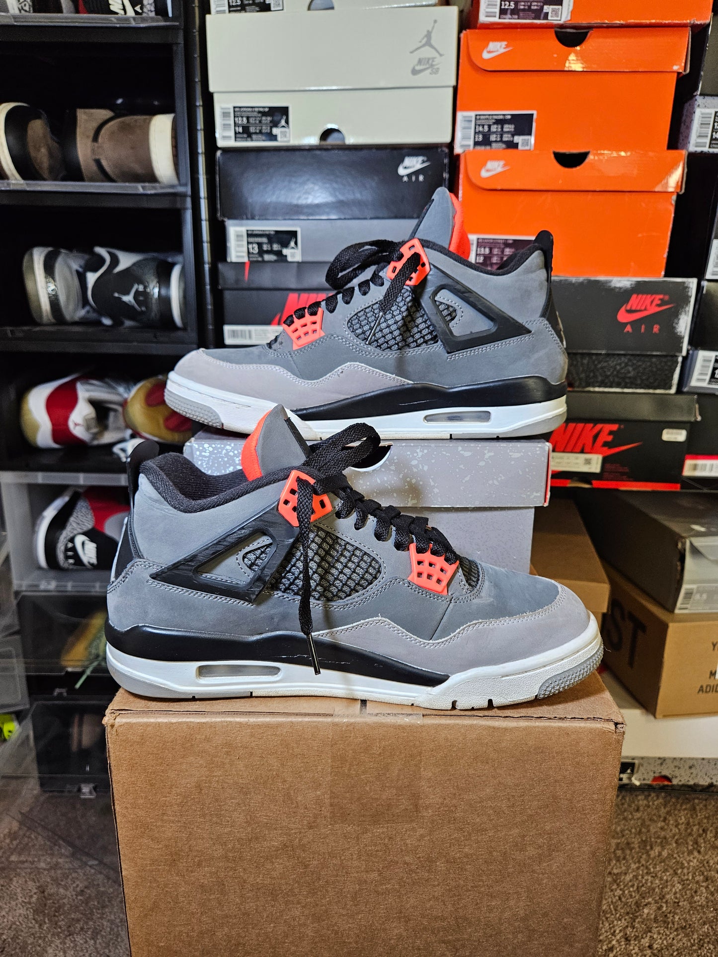 Size 8.5 - AJ 4 Retro Mid Infrared