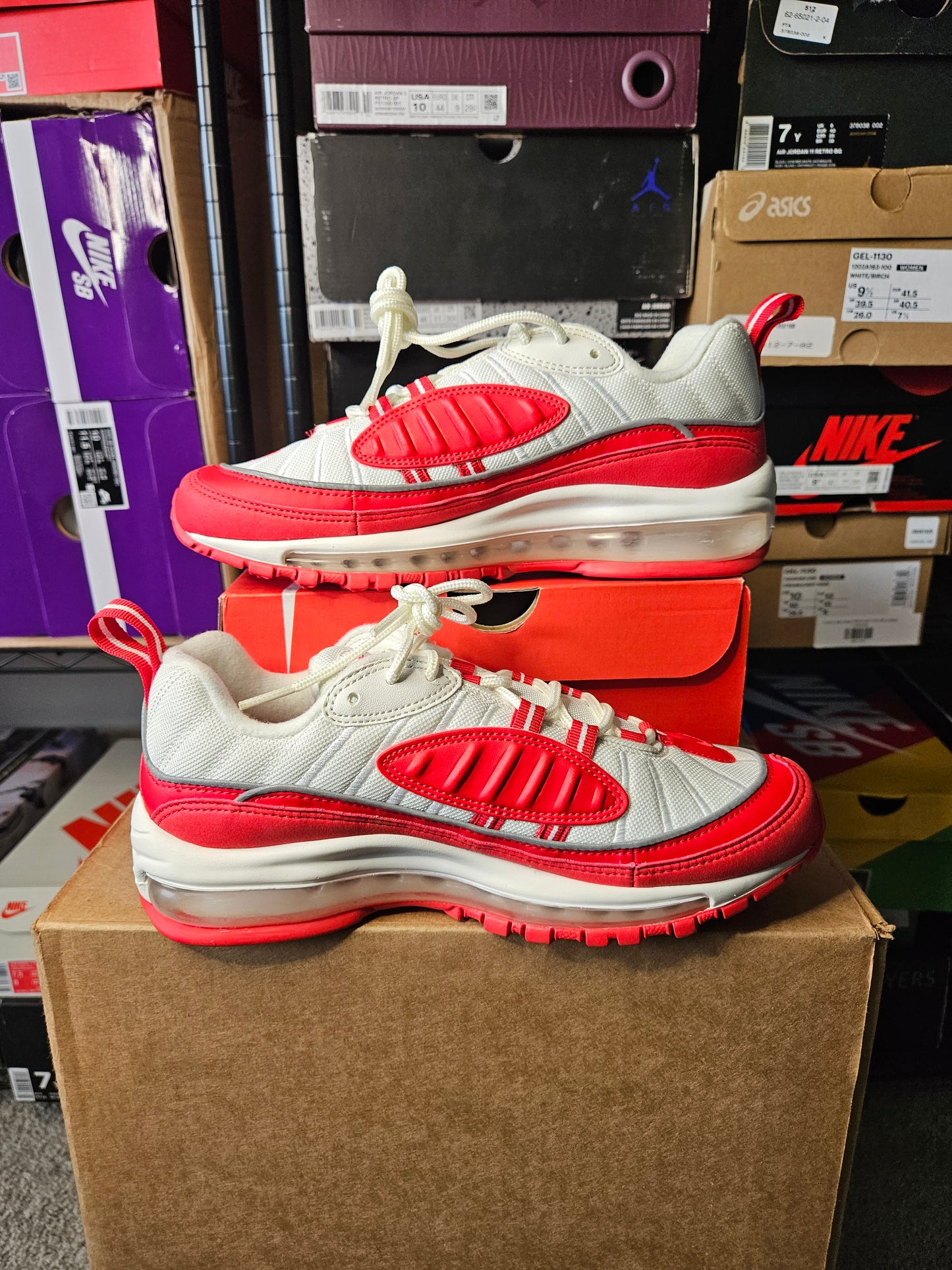 Size 7 - Air Max 98 Low University Red