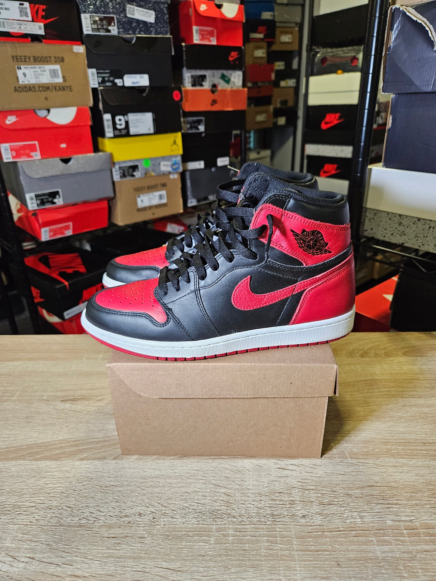 Size 10 - AJ 1 Retro OG High Banned, Bred