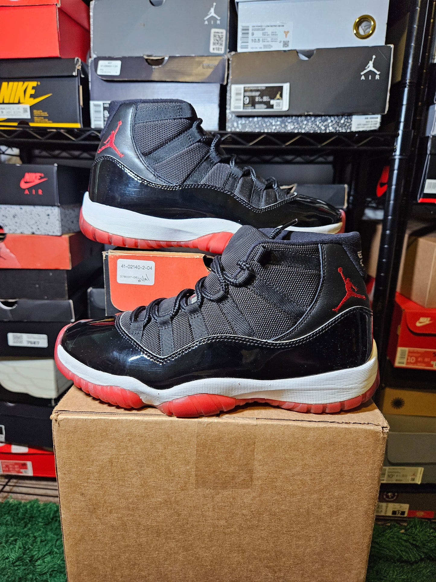 Size 9.5 - AJ 11 Retro High Bred