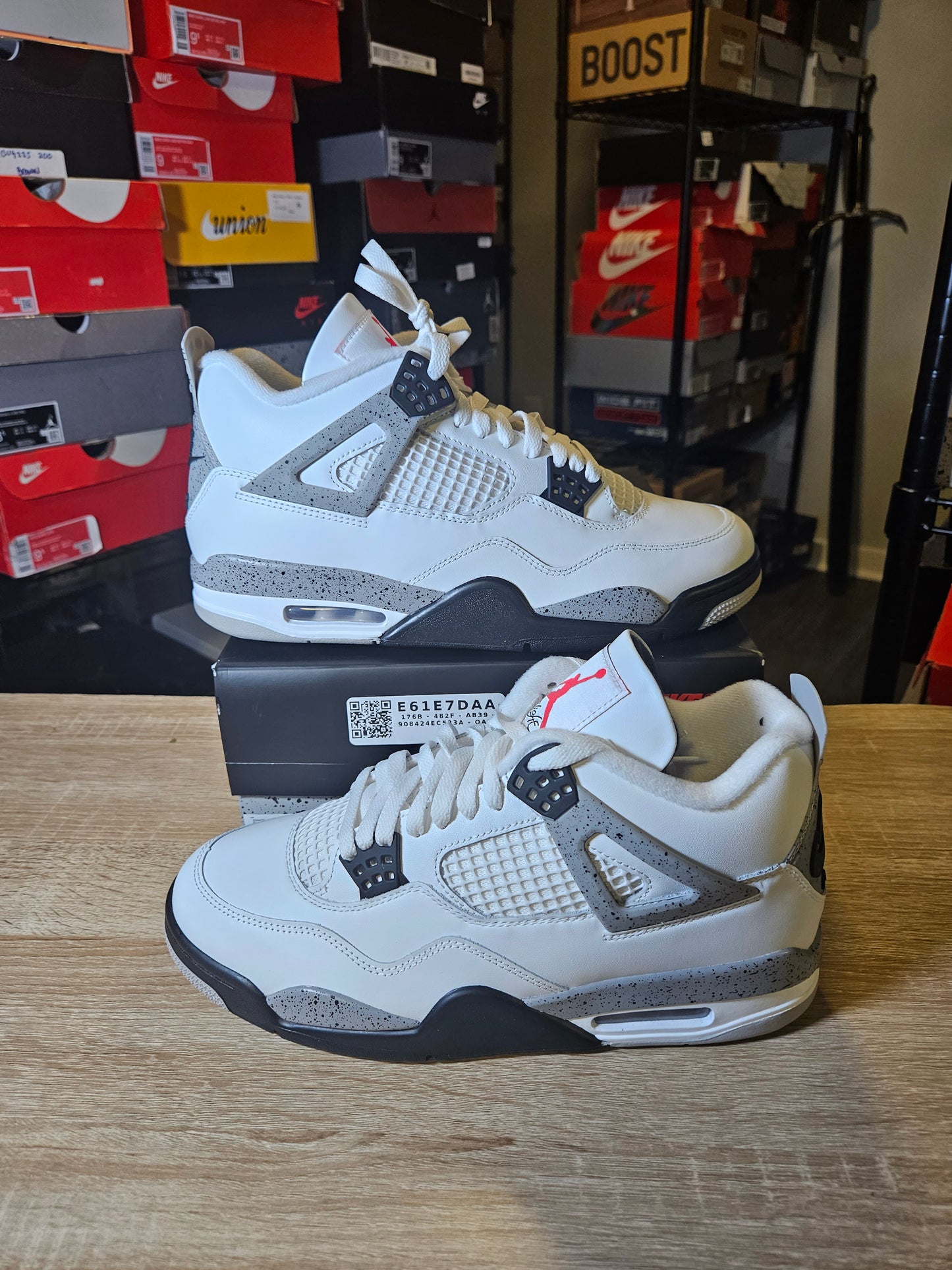 Size 10 - AJ 4 Retro OG 2025 White Cement