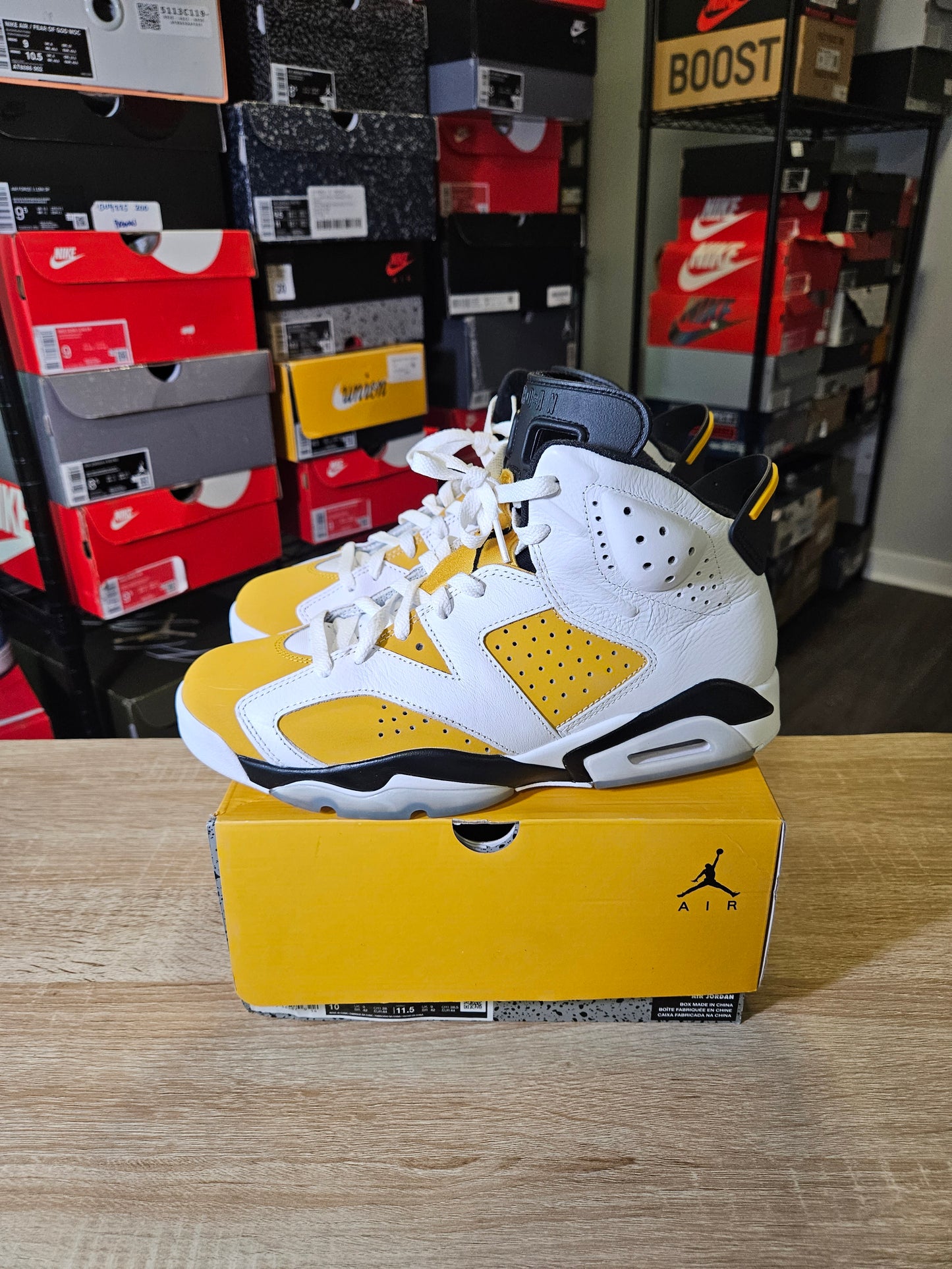 Size 10 - AJ 6 Retro Yellow Ochre