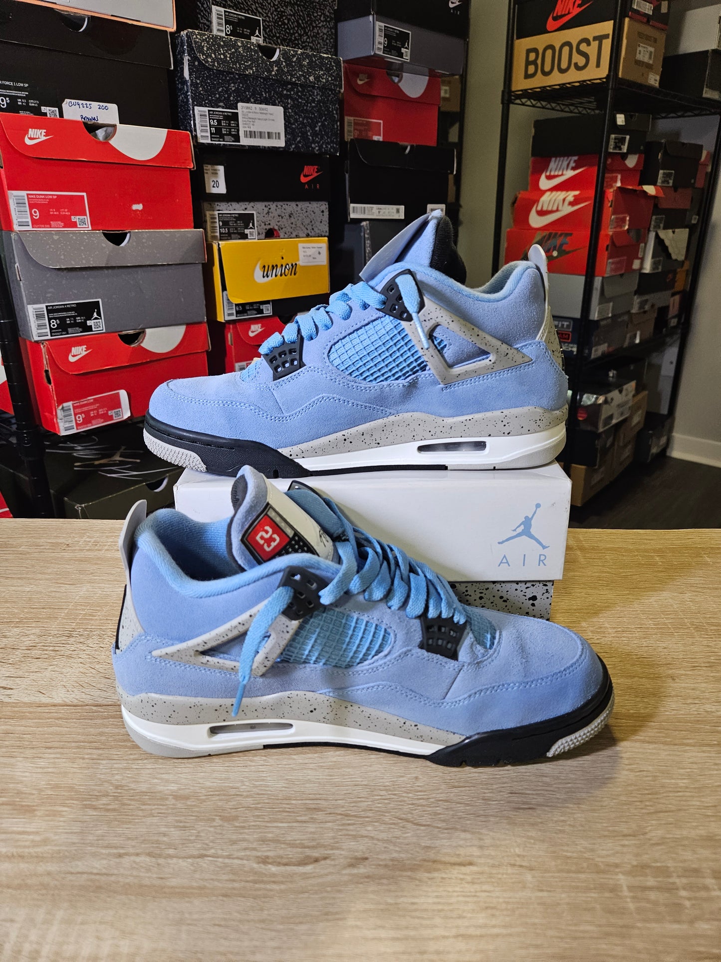 Size 8.5 - AJ 4 Retro Mid University Blue