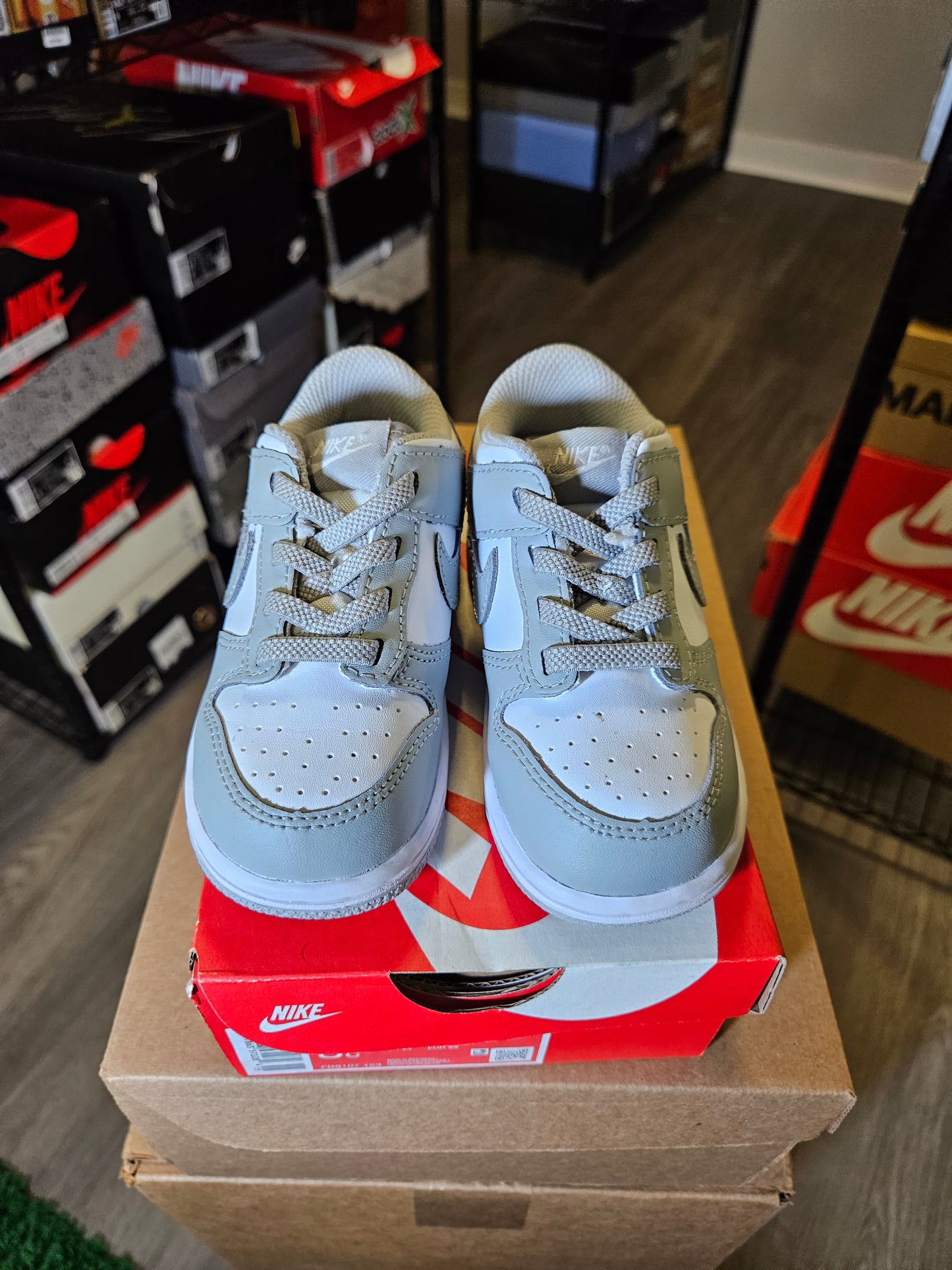 Size 8C - Dunk Low White Light Smoke Grey