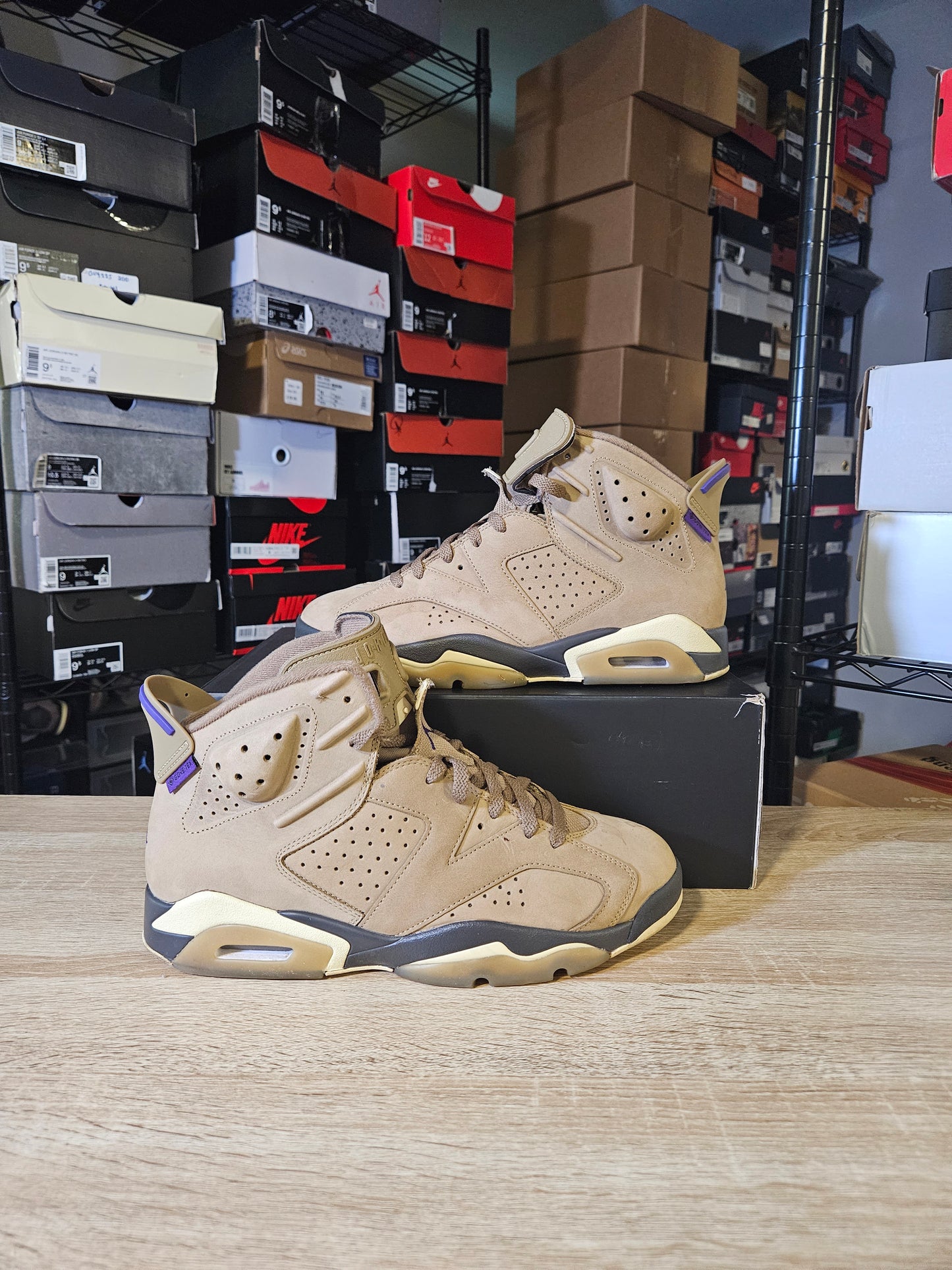 Size 10.5 M - AJ 6 Retro GORE-TEX Brown Kelp