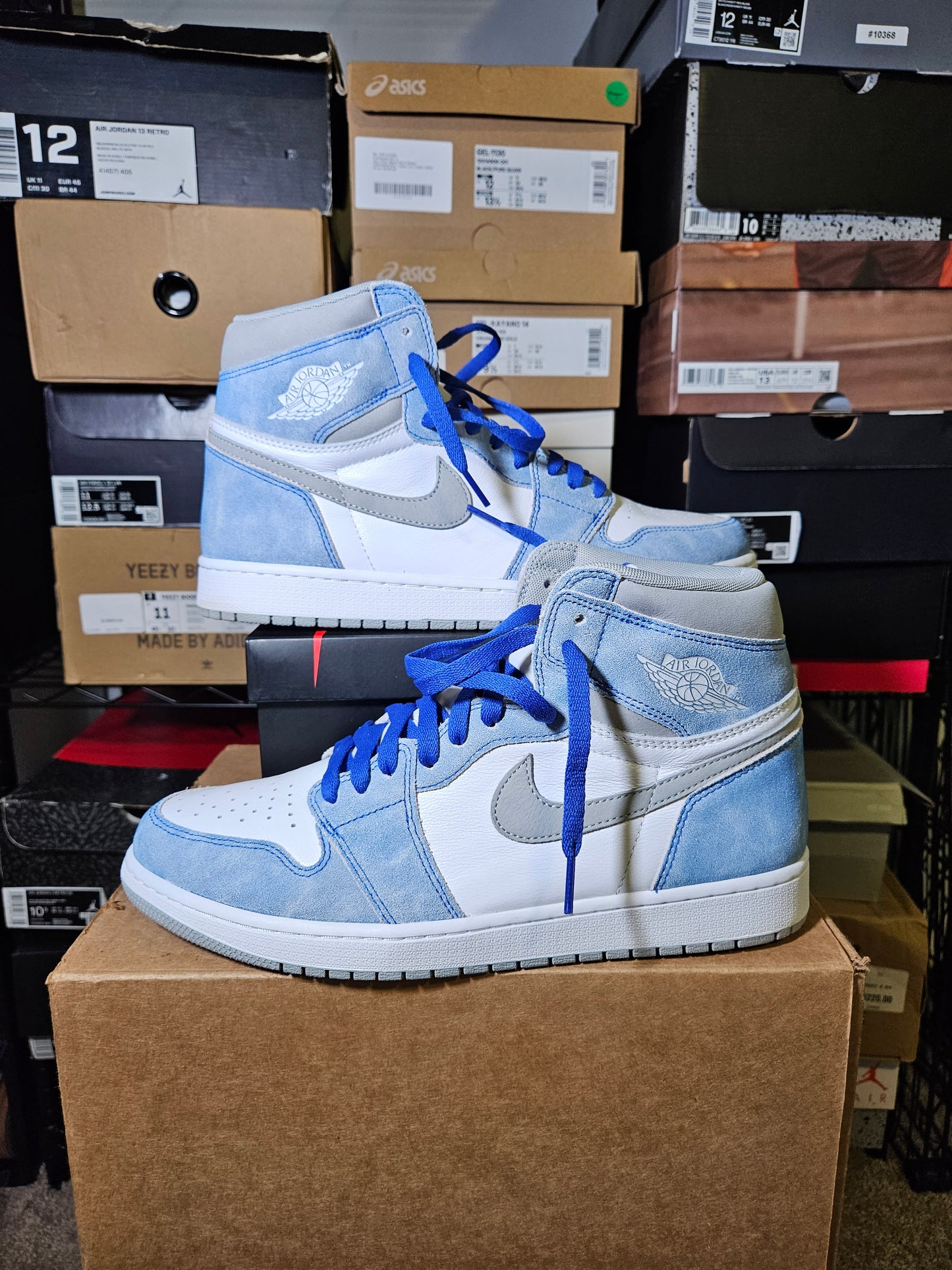 Size 12 - AJ 1 Hyper Royal