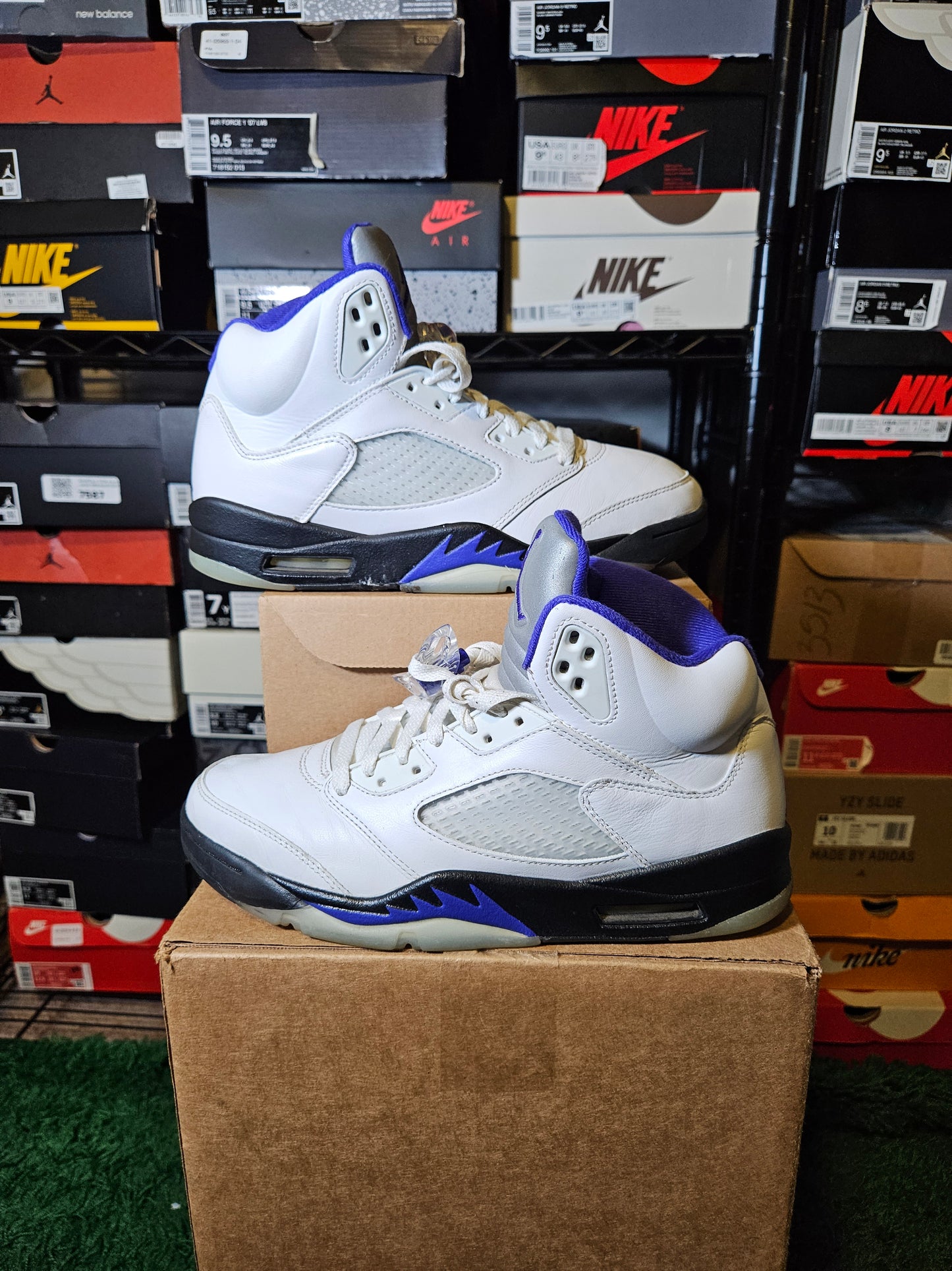 Size 8.5 - AJ 5 Concord 2022