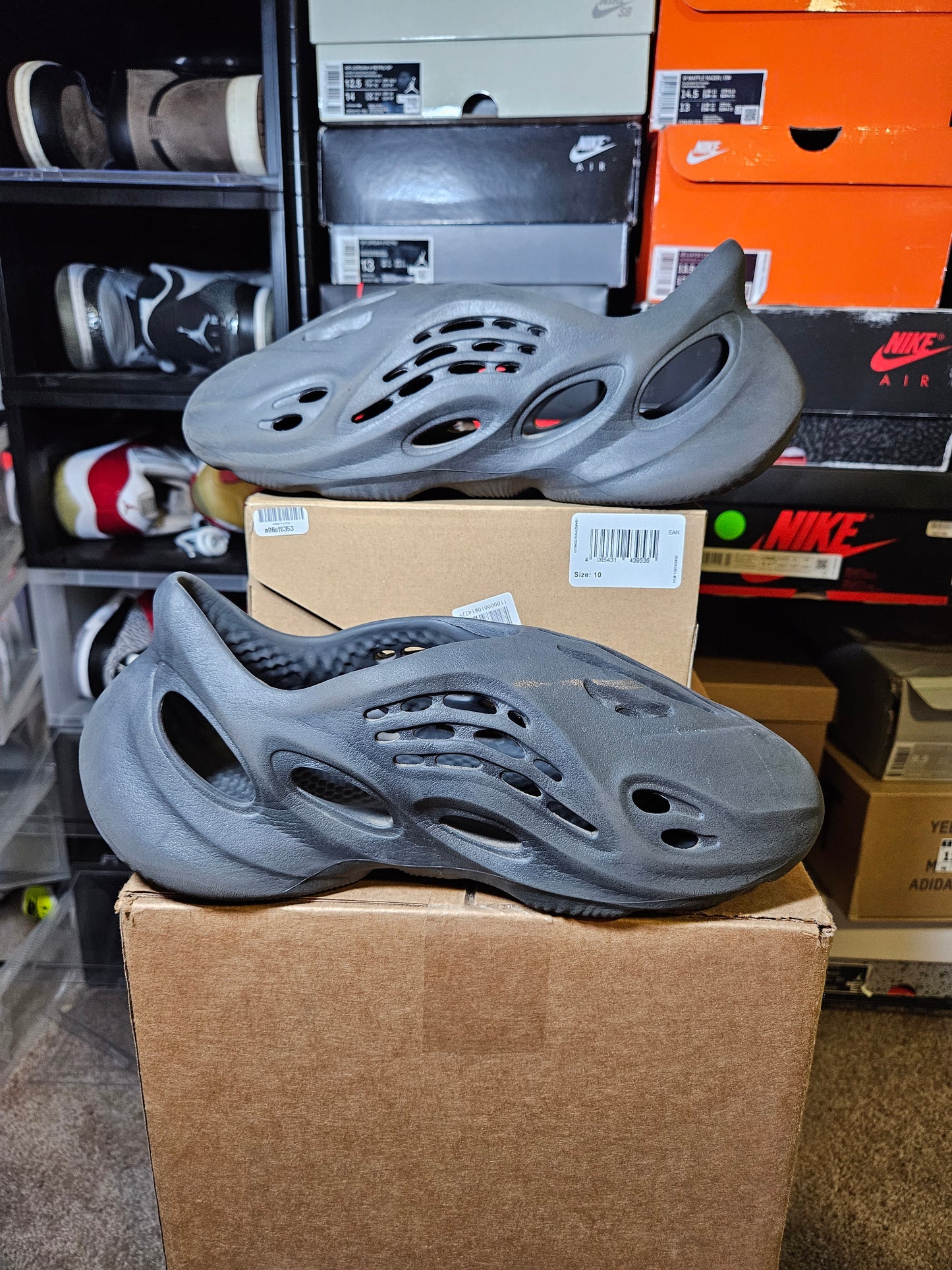 Size 10 - YZY Foam Runner Onyx