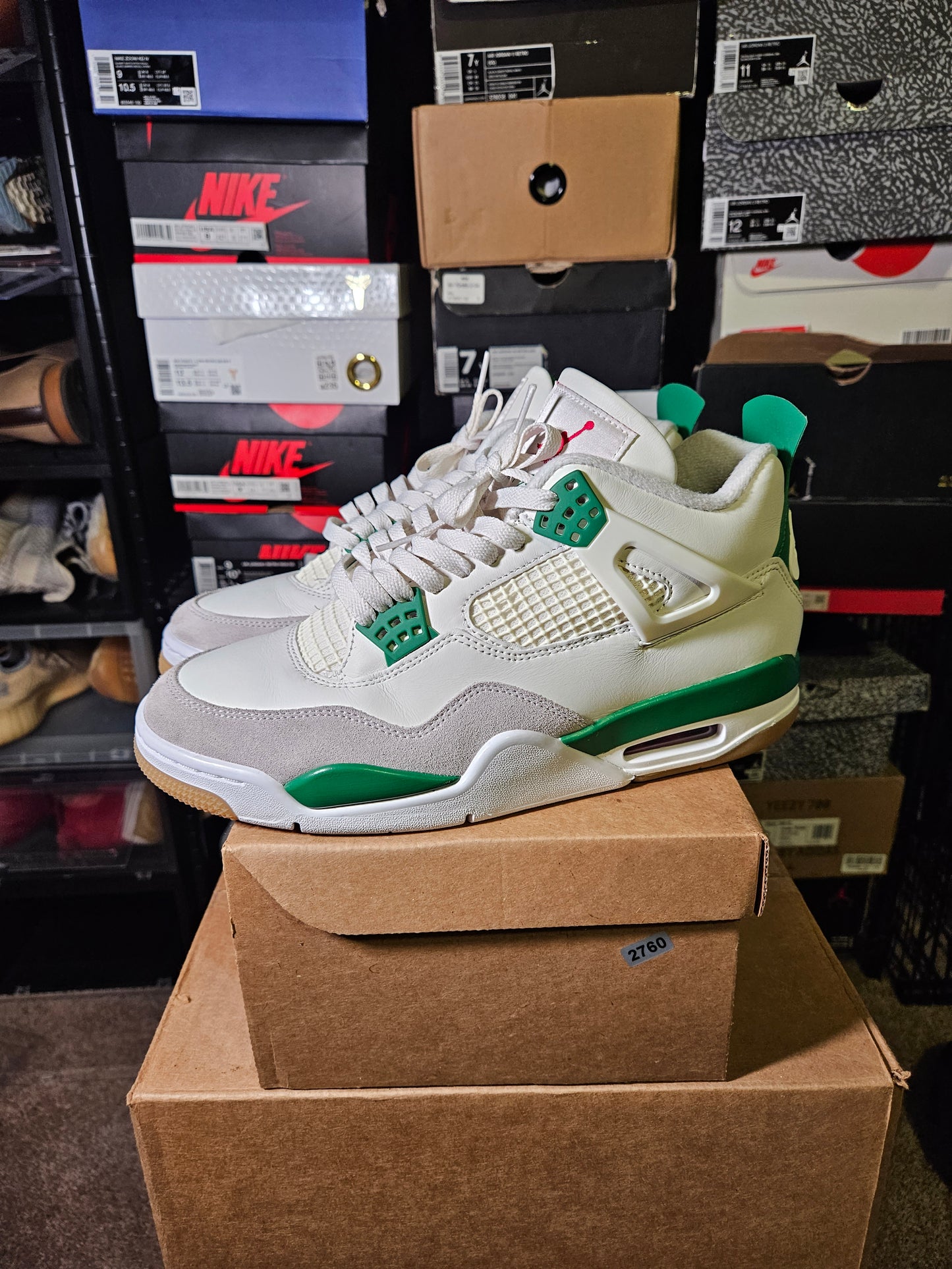 Size 9.5 - Jordan 4 Retro SP x Nike SB Mid Pine Green