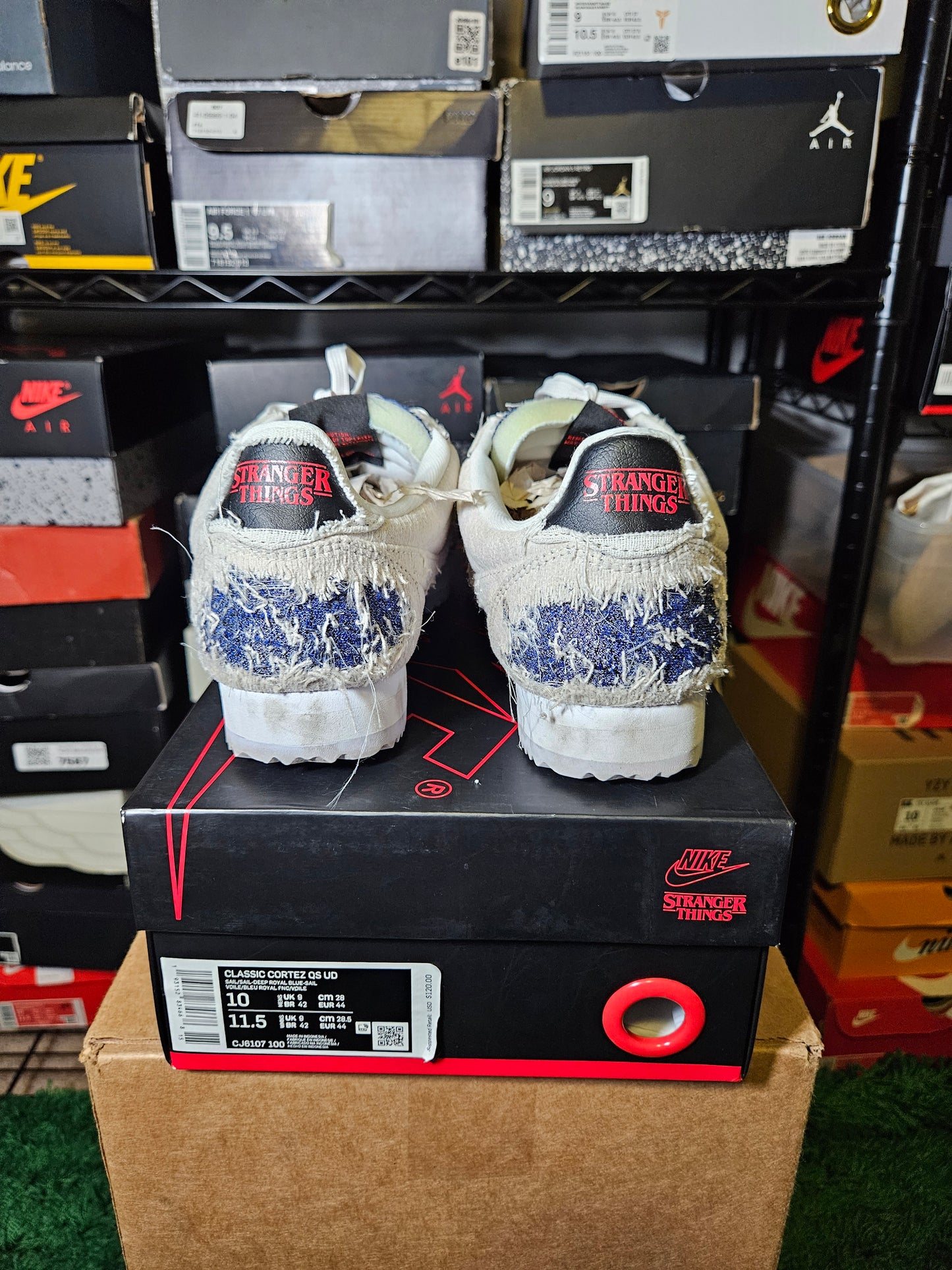 Size 10 - Stranger Things x Classic Cortez QS Upside Down