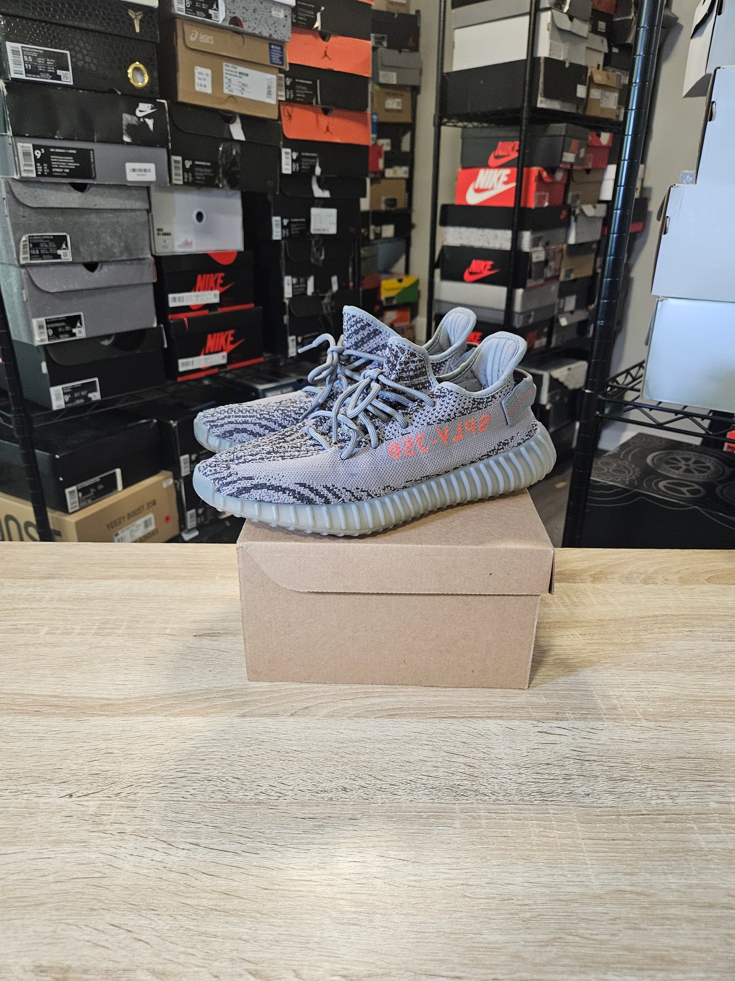 Size 9.5 - YZY 350 V2 Low Beluga 2.0