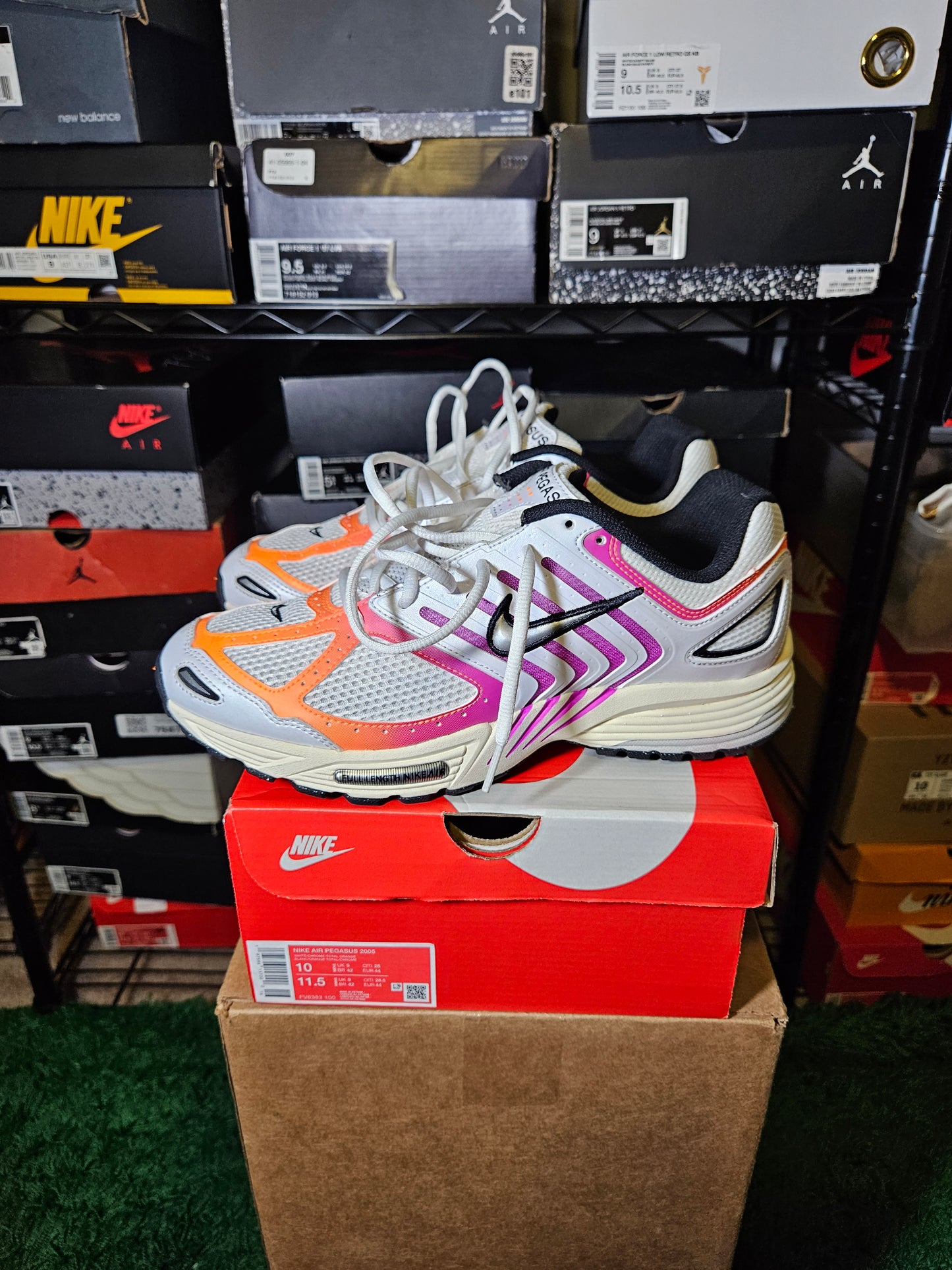 Size 10 - Air Pegasus 2K5 Sunrise
