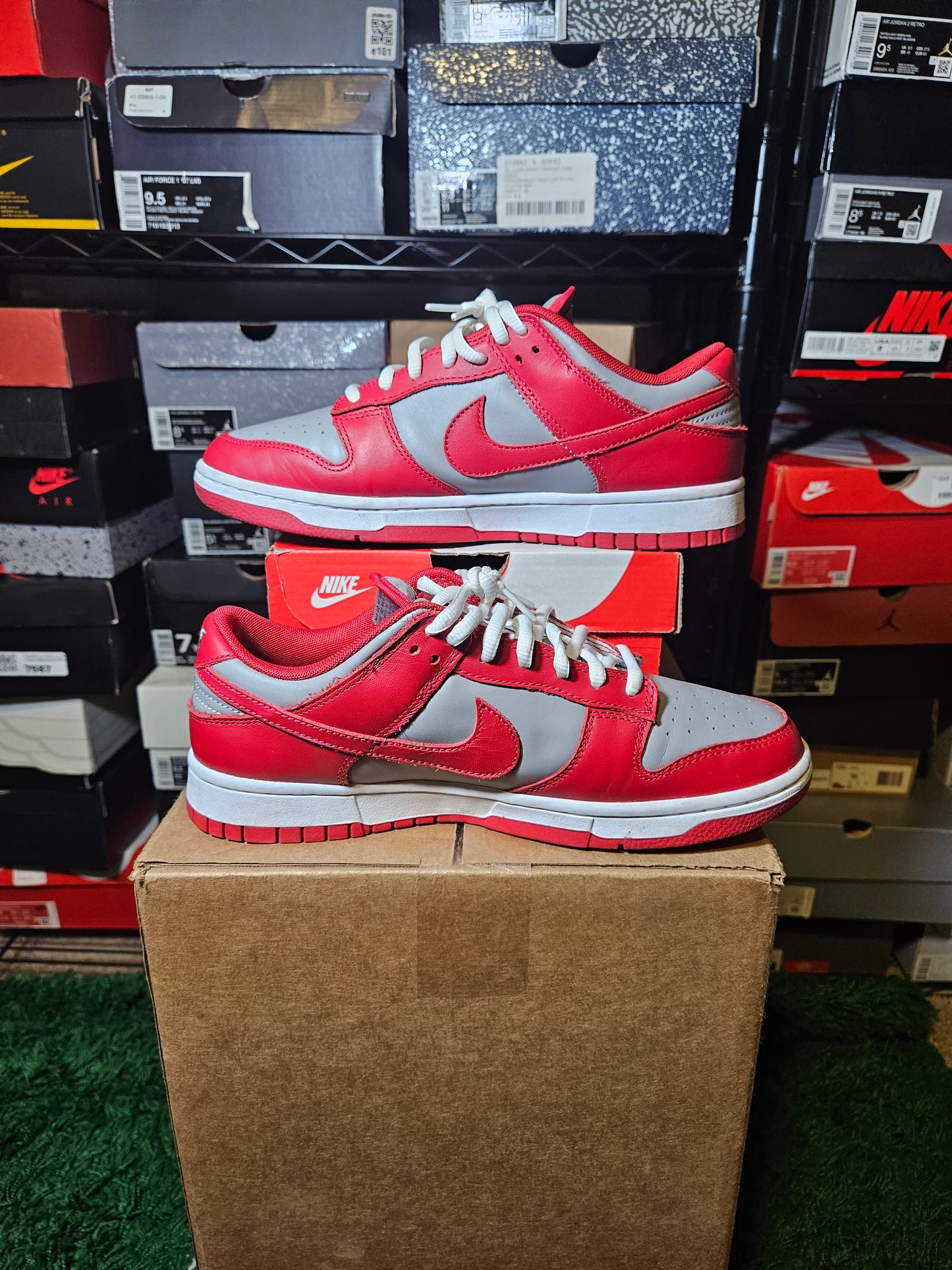 Size 9 - Dunk Low SP UNLV 2021