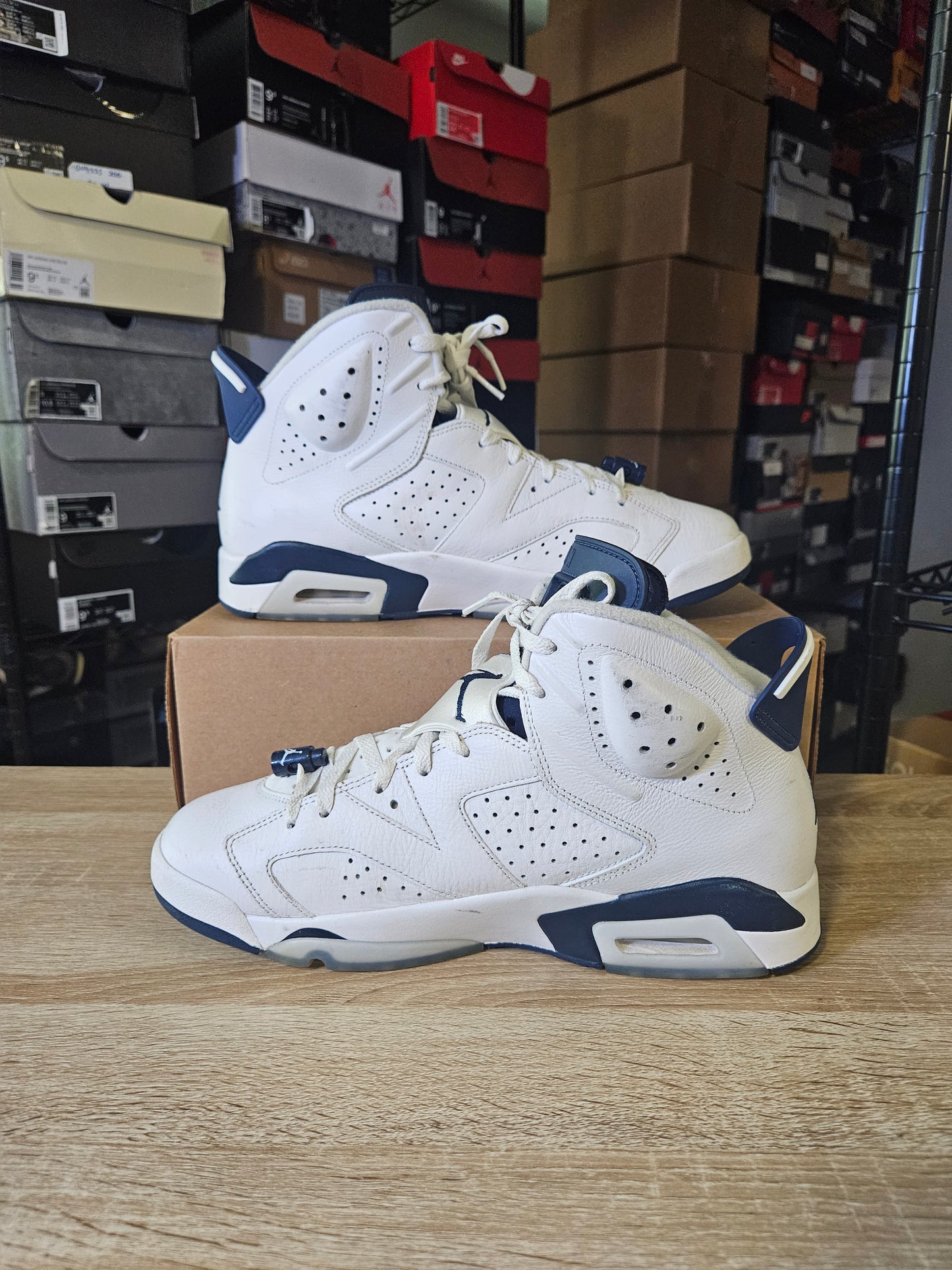 Size 12 - AJ 6 Retro Midnight Navy