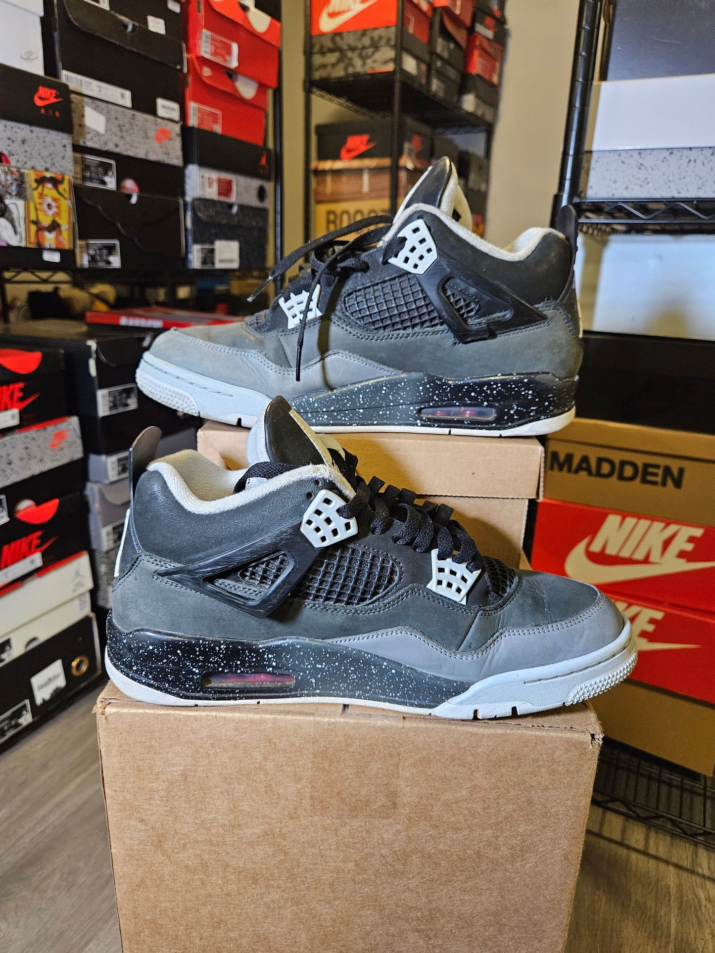 Size 10.5 - AJ 4 Retro 2024 Fear