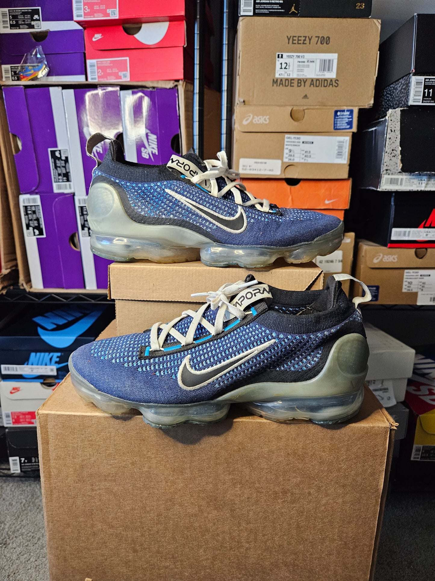 Size 9.5 - Nike Air VaporMax 2021 Flyknit Navy Photo Blue
